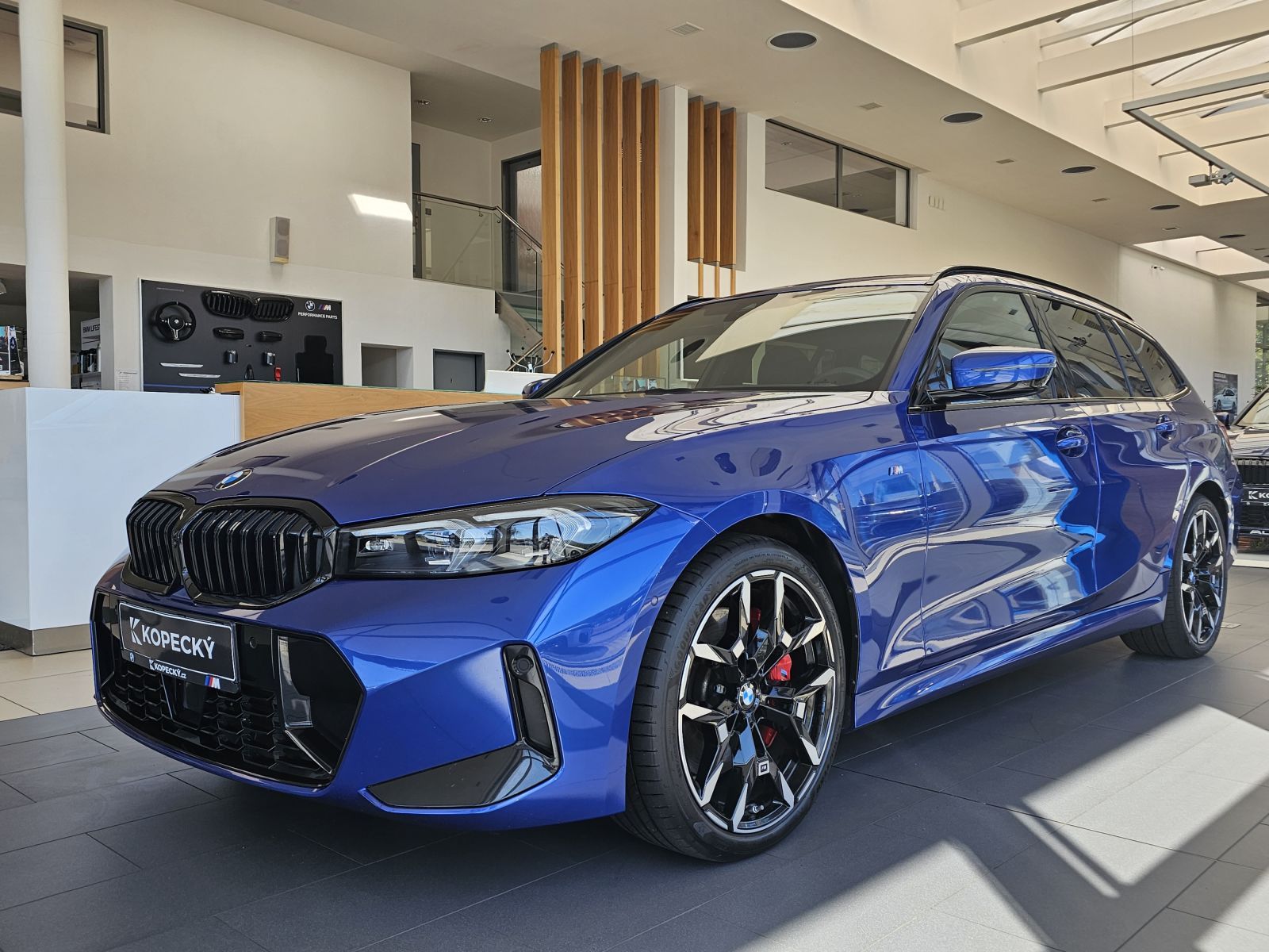BMW Řada 3, 320d xDrive M paket