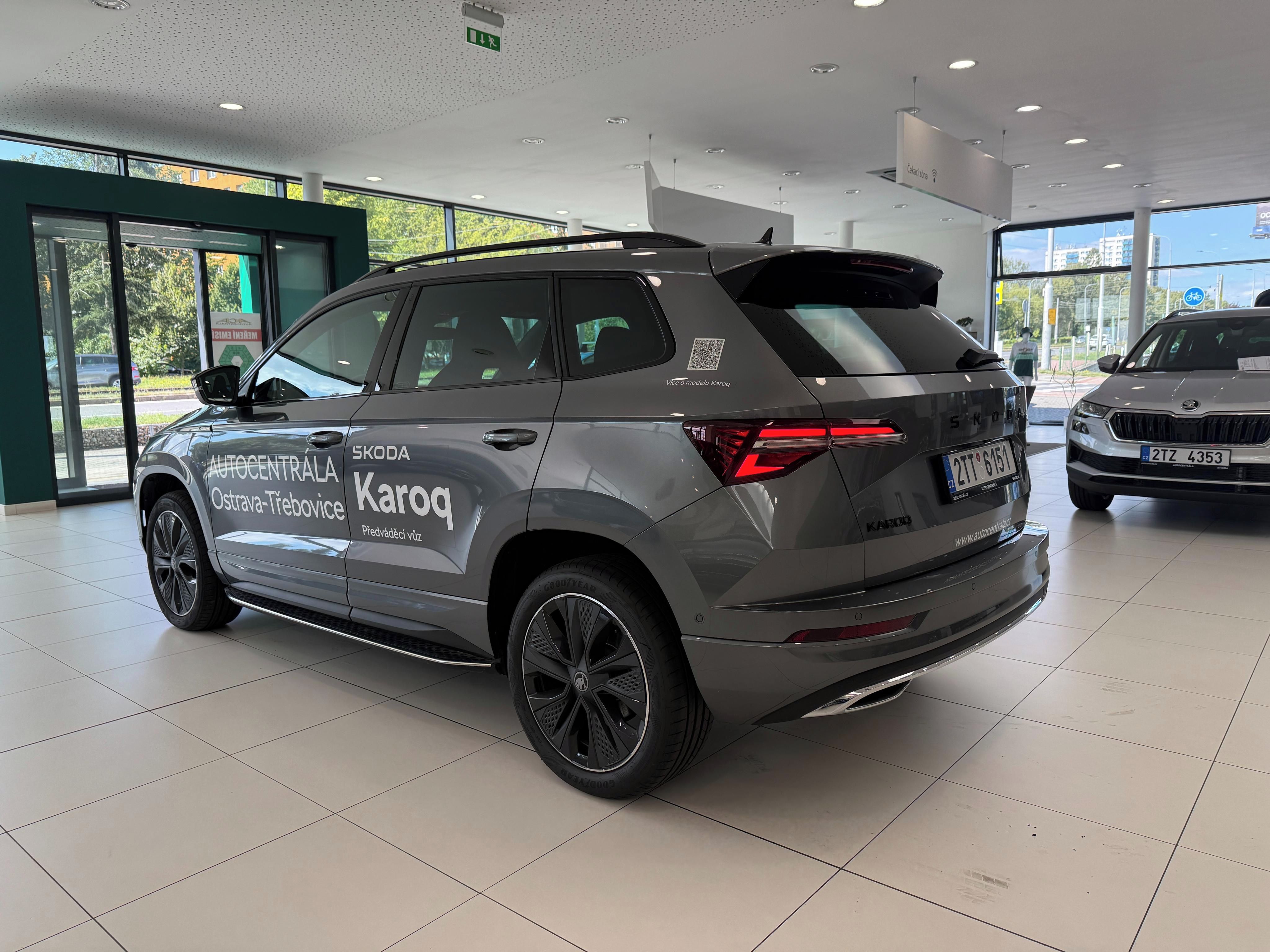Škoda Karoq, DSG 1,5 TSI / 110 kW Sportline - fotka 3
