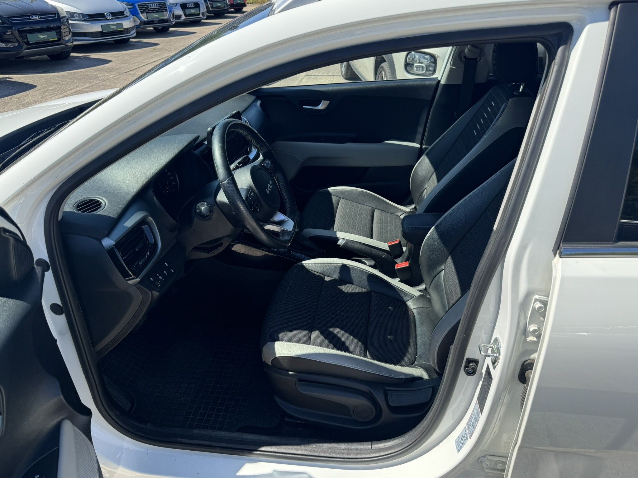 Kia Stonic, 1.0 T-GDI 74 kW TOP - fotka 6