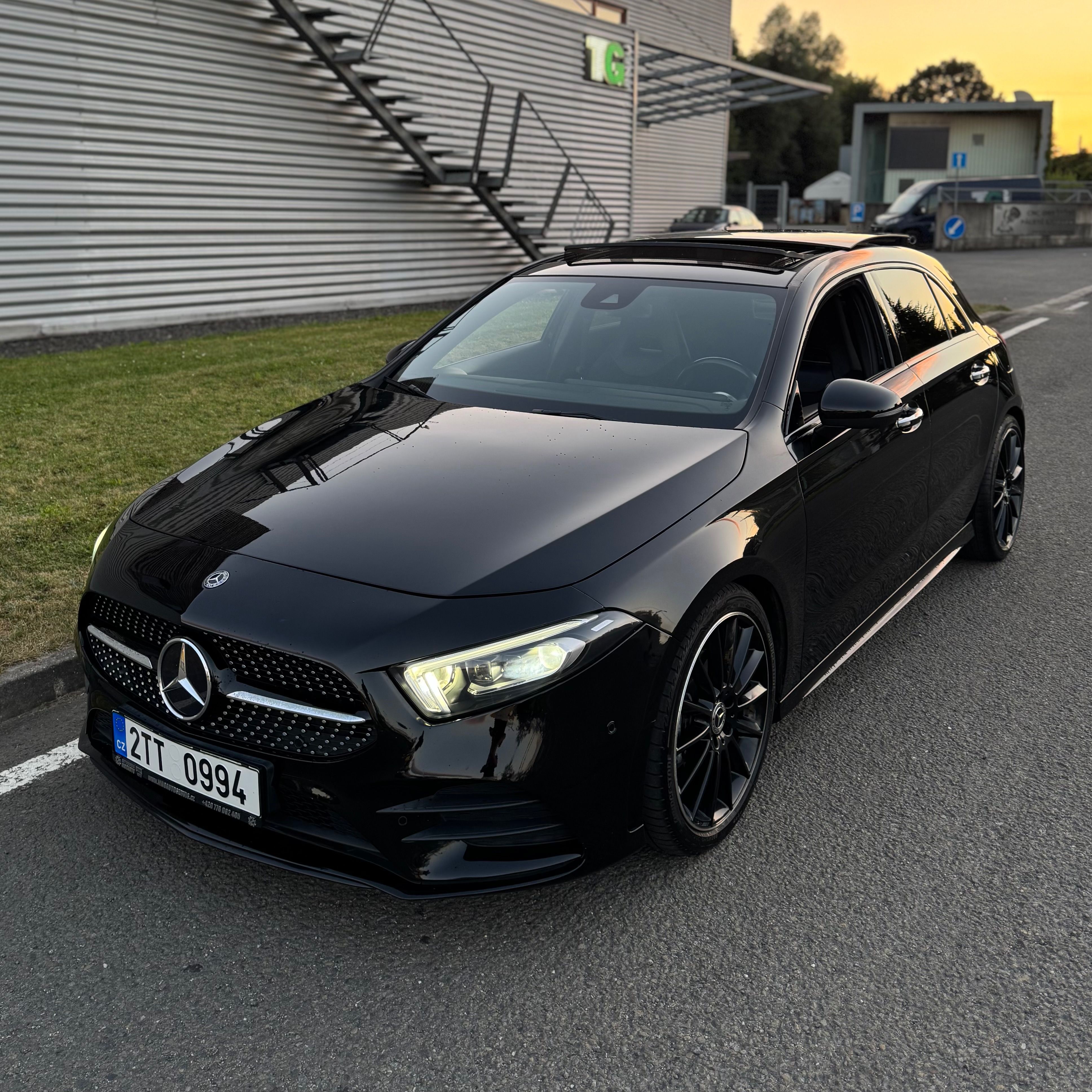 Mercedes-Benz Třídy A, A200 AMG line Panorama 91TKM