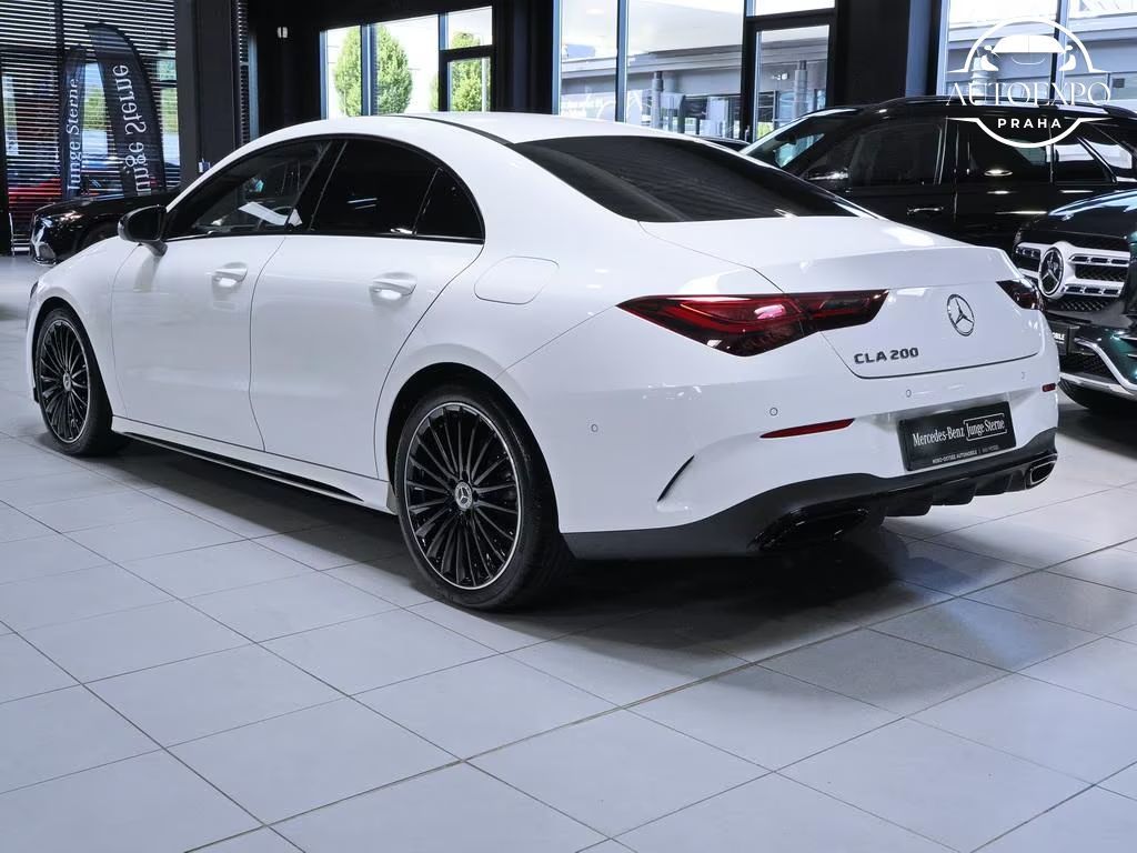 Mercedes-Benz CLA, 200 AMG COUPÉ - fotka 4