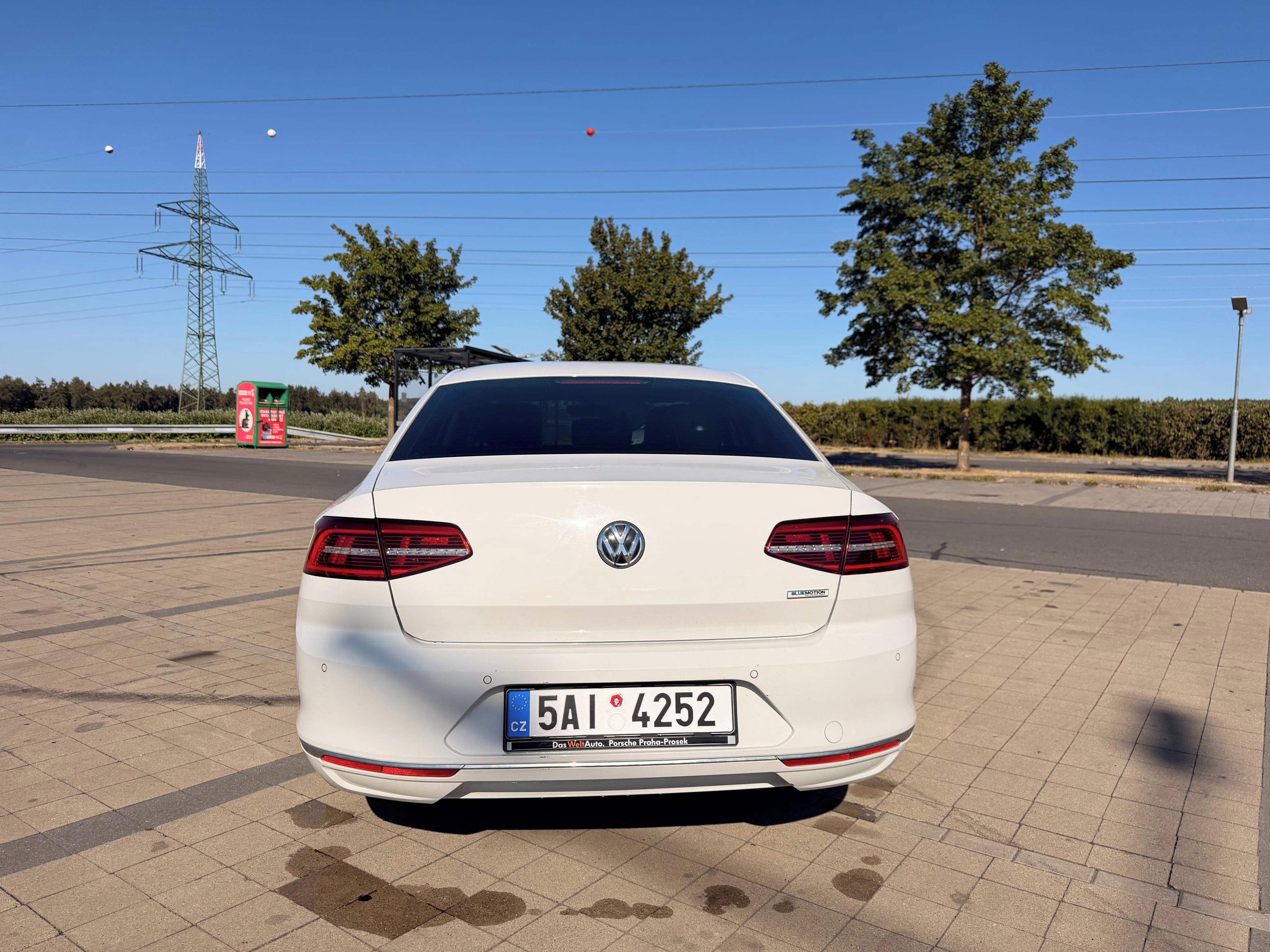 Volkswagen Passat, Volkswagen Passat 2.0 TDI DSG - fotka 6