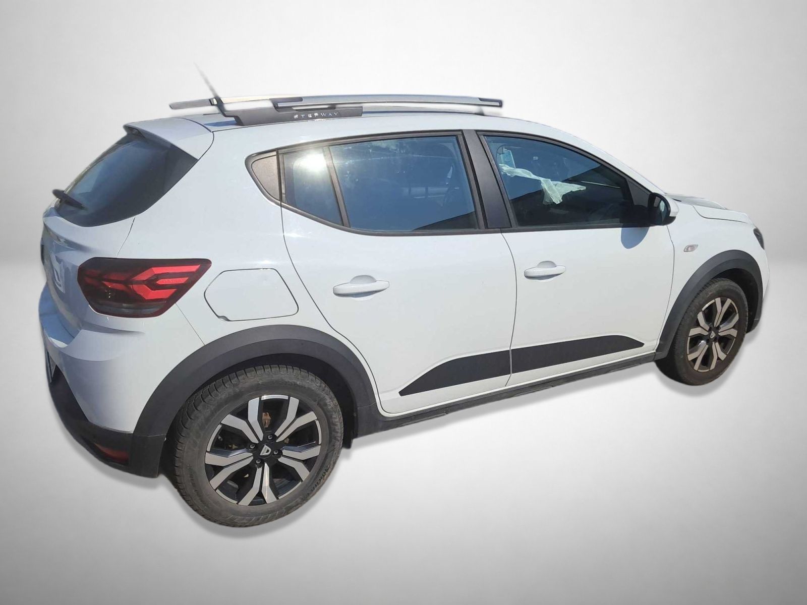 Dacia Sandero, 1.0 TCe, Stepway Essential - fotka 2