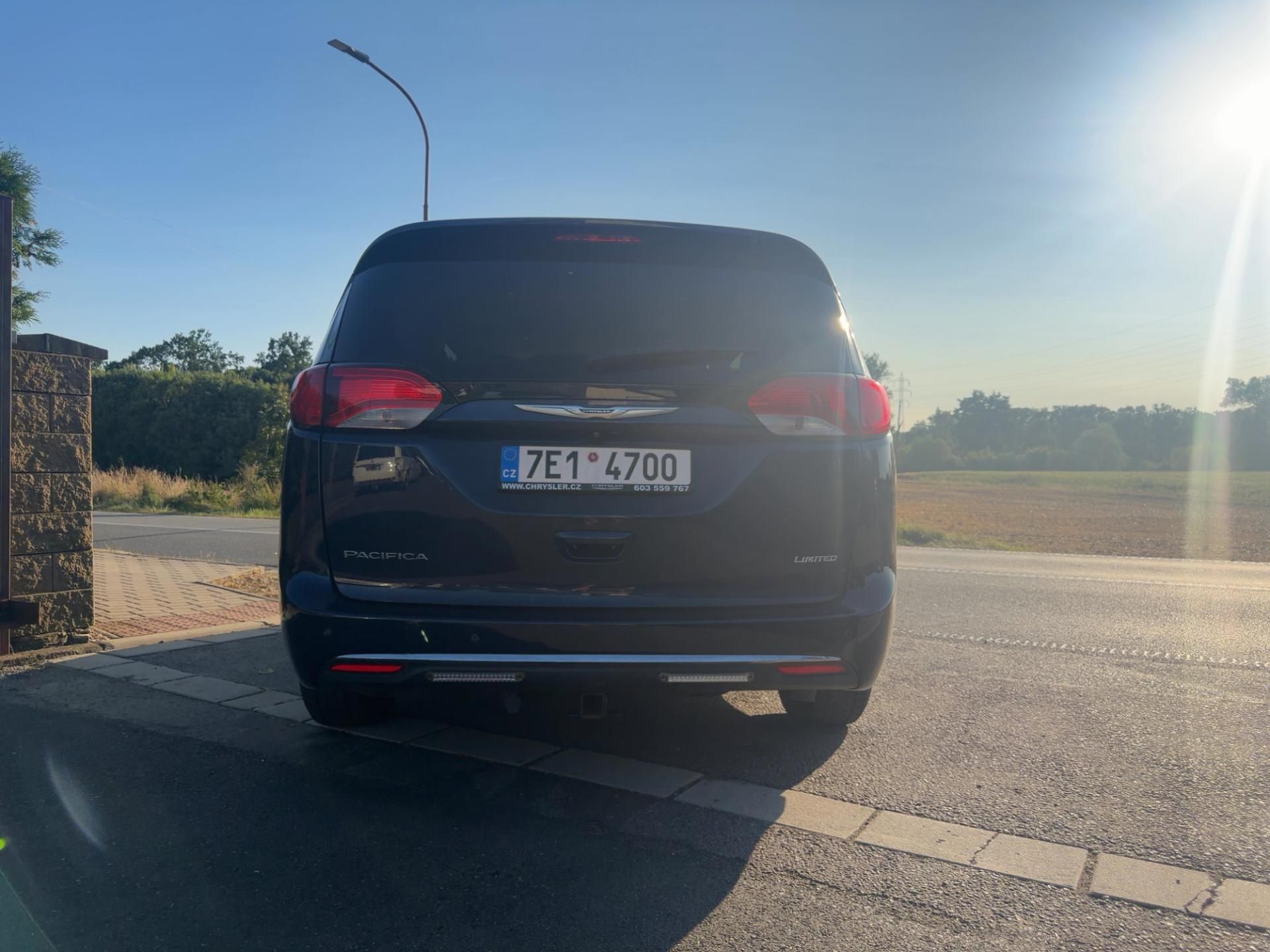 Chrysler Pacifica, 3,6 Limited LPG Radar 360 2018 - fotka 5
