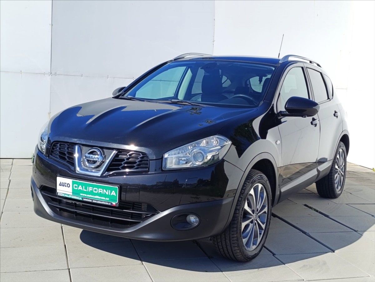 Nissan Qashqai, 2,0 DCi 4x4 kamera tažné 1m ČR - fotka 2