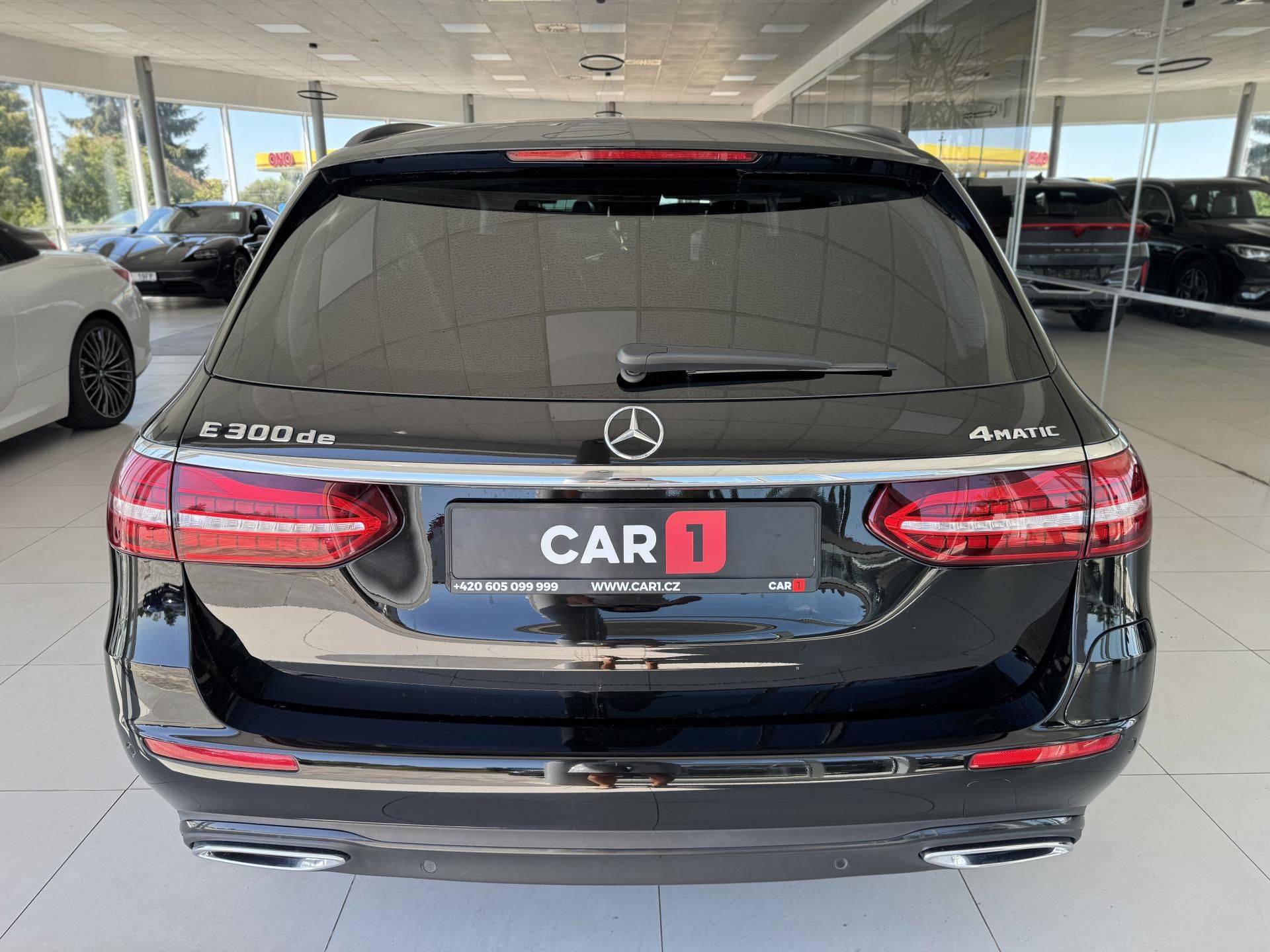 Mercedes-Benz Třídy E, 300de 4MATIC*Webasto*Panorama - fotka 6