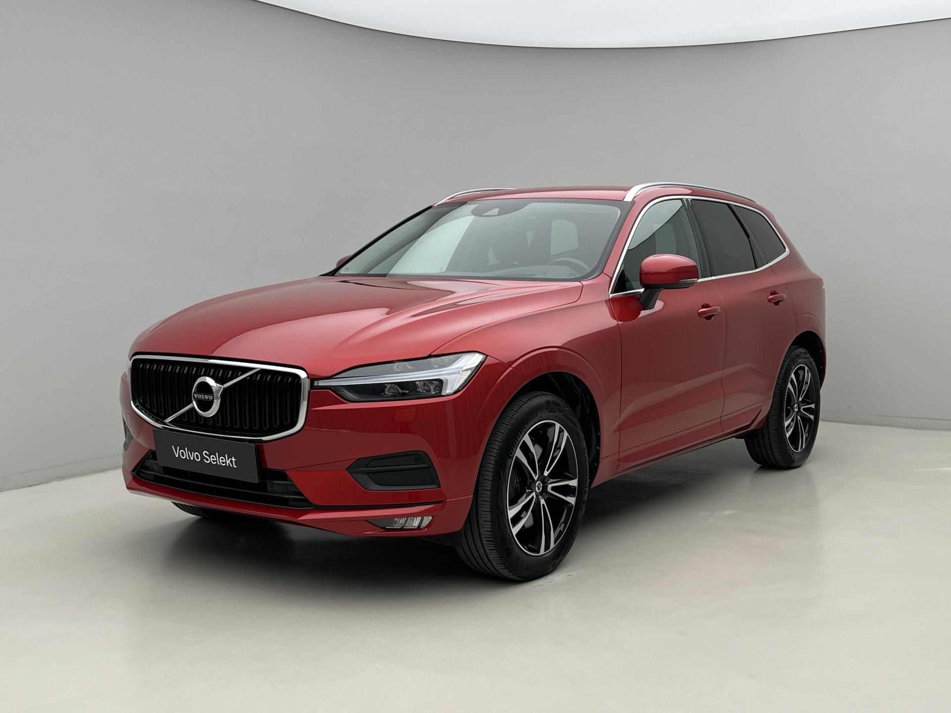 Volvo XC60, B4 MOMENTUM