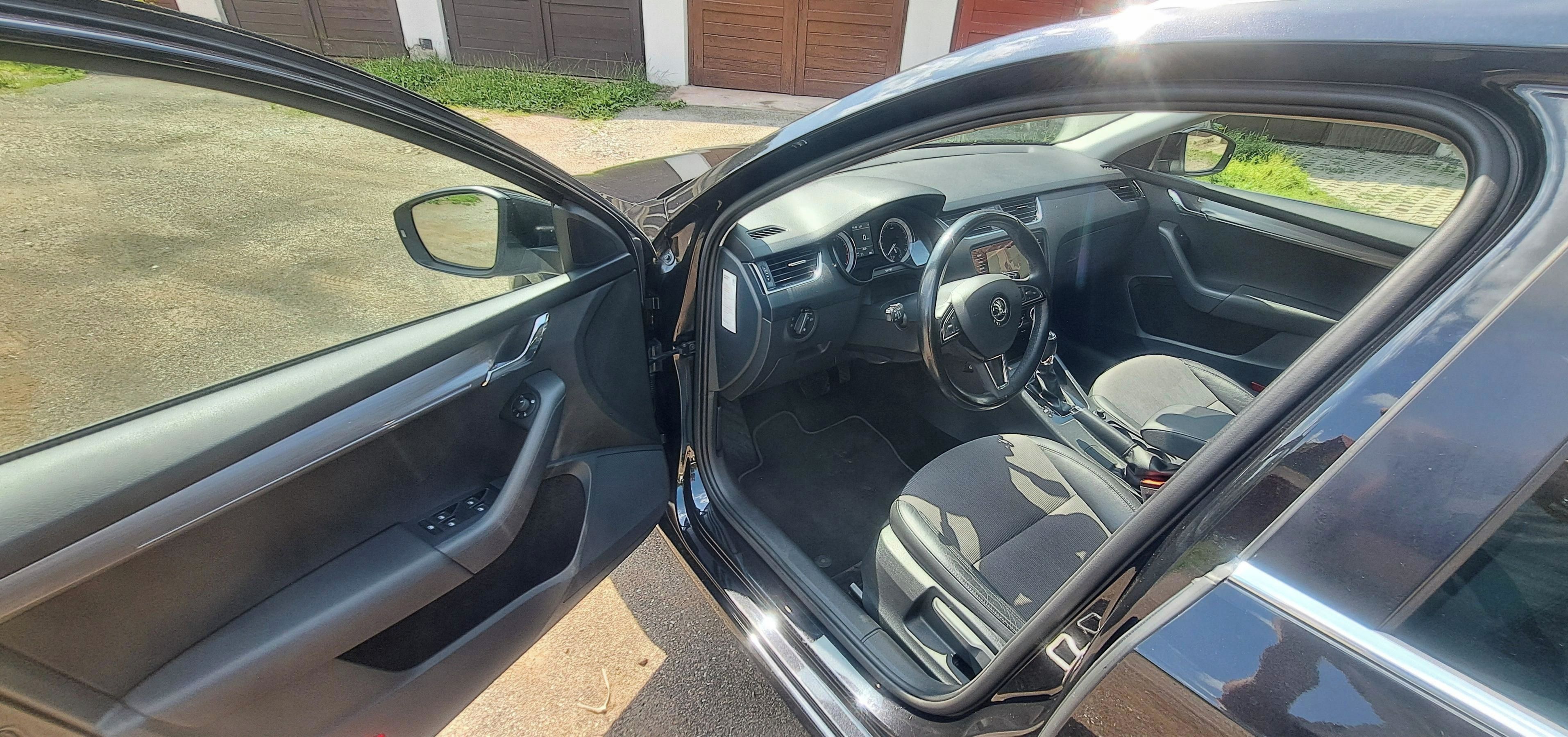 Škoda Octavia, 1,8TSi 132kw DSG7 Style Plus - fotka 6