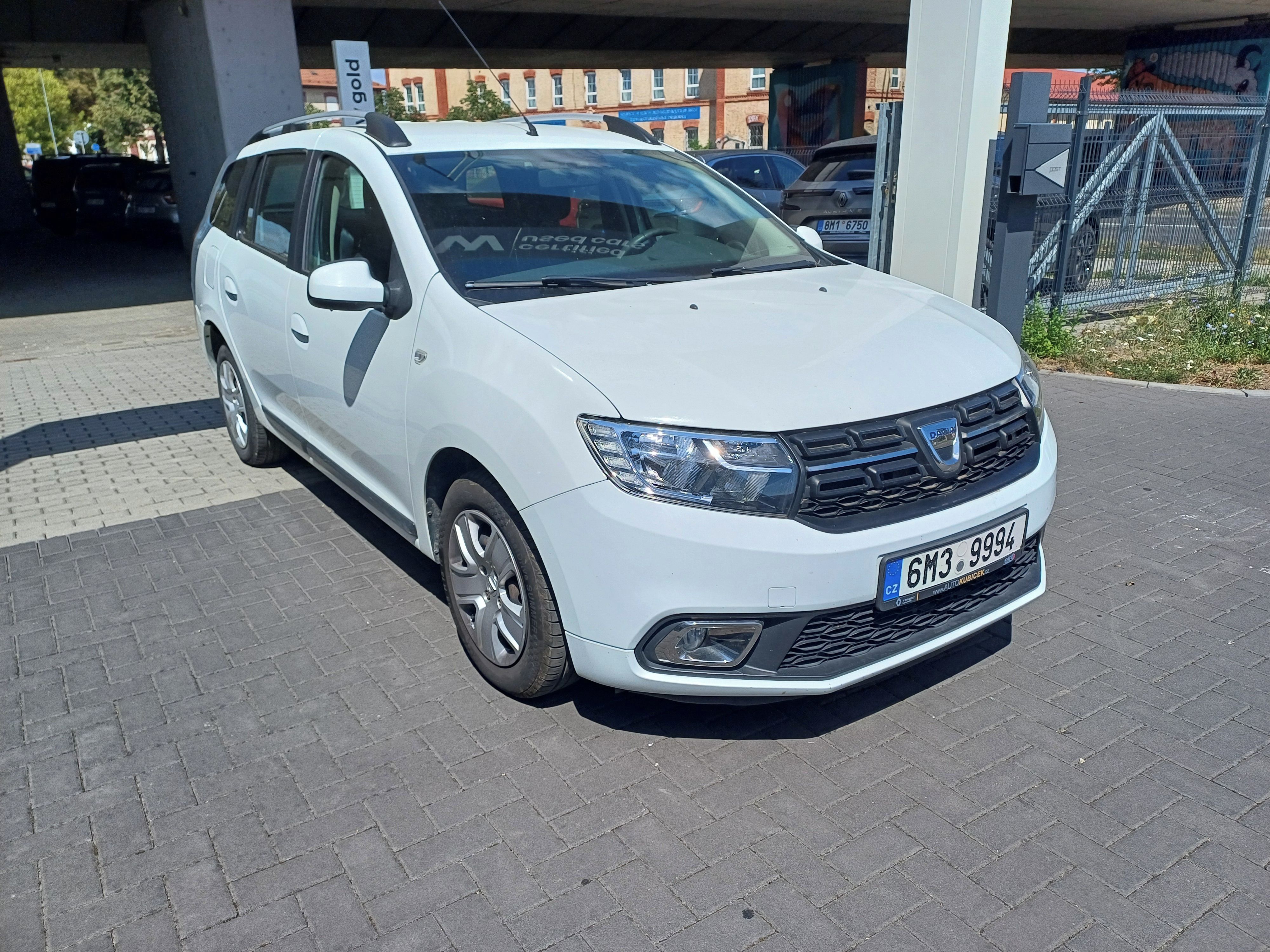Dacia Logan, 0,9 TCe 66 kW/90 k S&S Arctica - fotka 4