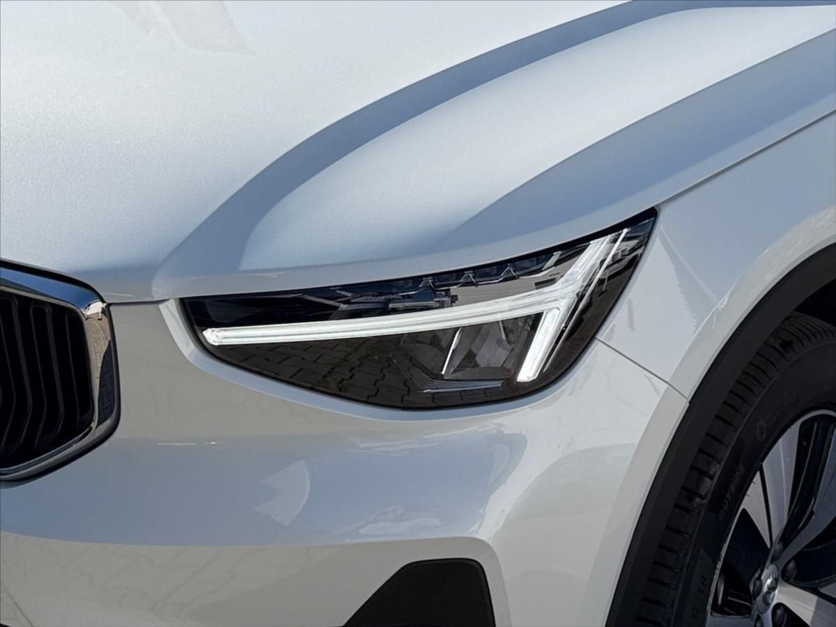 Volvo XC40, 2,0 B3 Core 8273 - fotka 5