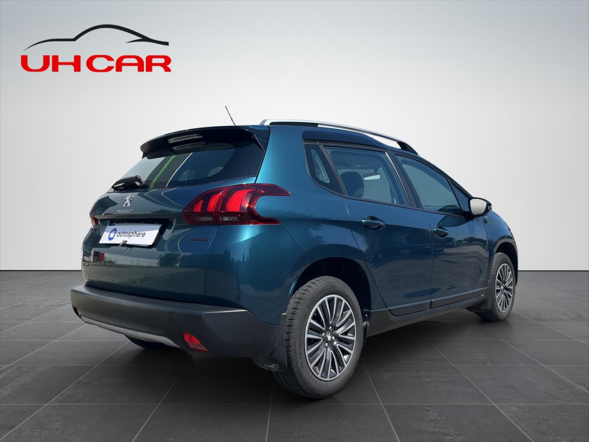 Peugeot 2008, 1,2 PureTech - fotka 5