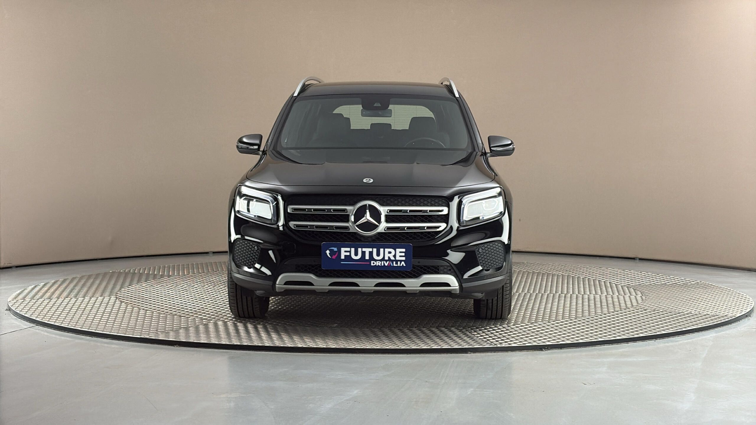 Mercedes-Benz GLB, 200d AUT 4MATIC - fotka 3