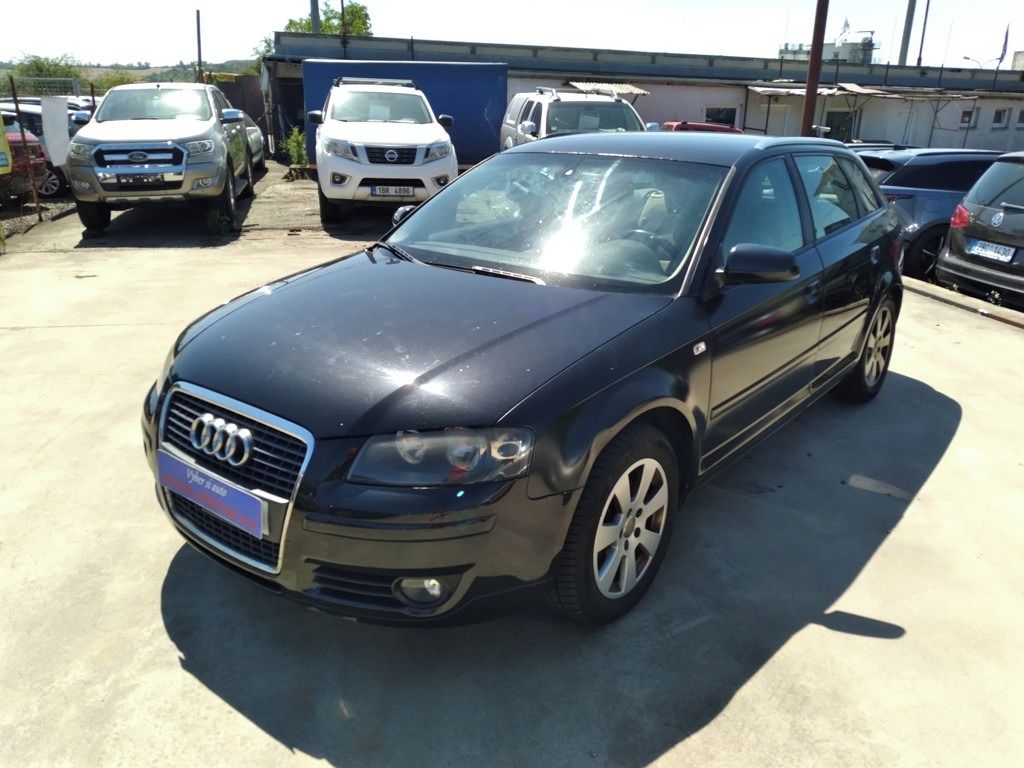 Audi A3, SPORTBACK 2.0 TDI KLIMA - fotka 3