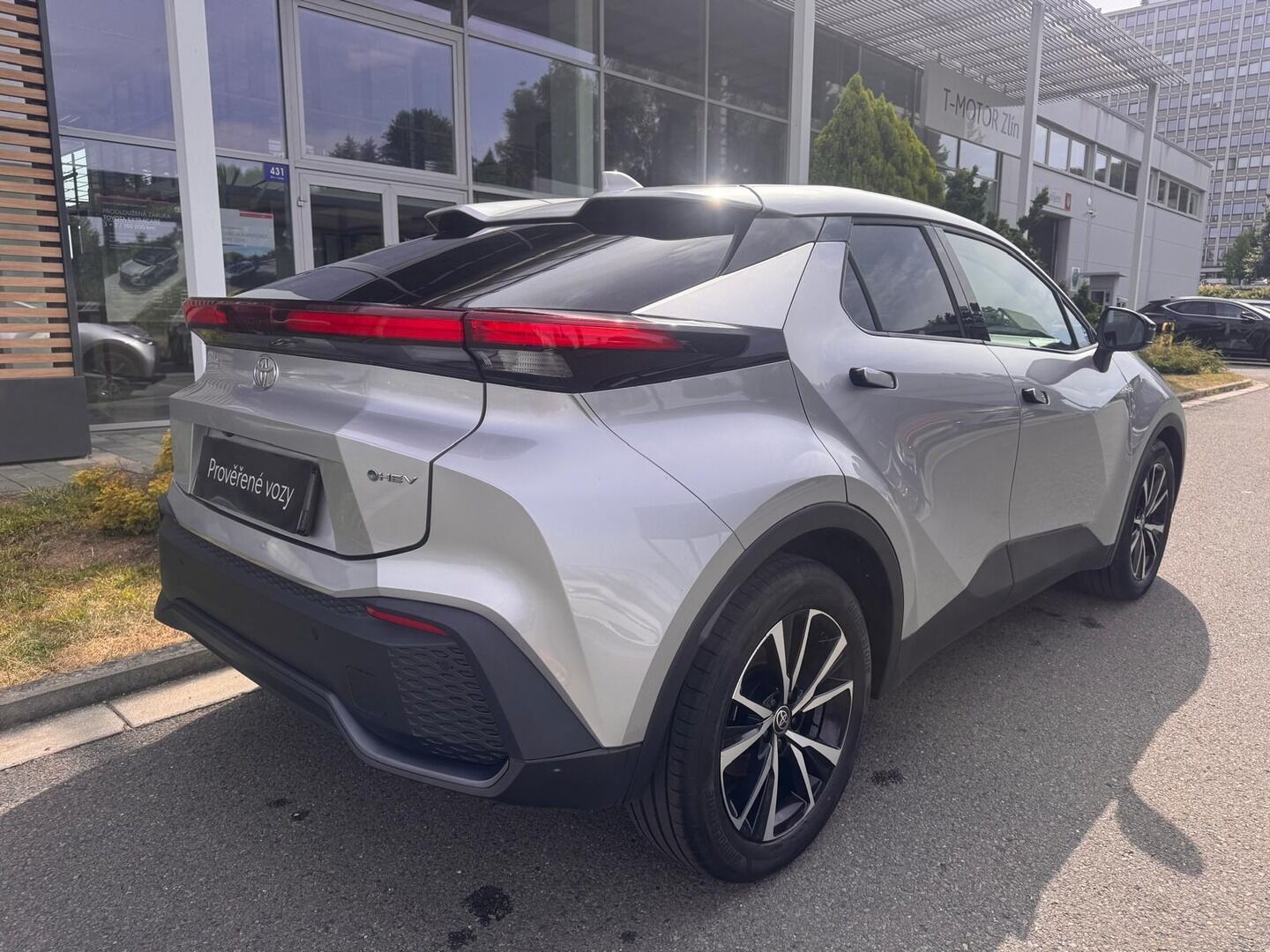 Toyota C-HR, 1.8 Style - fotka 3