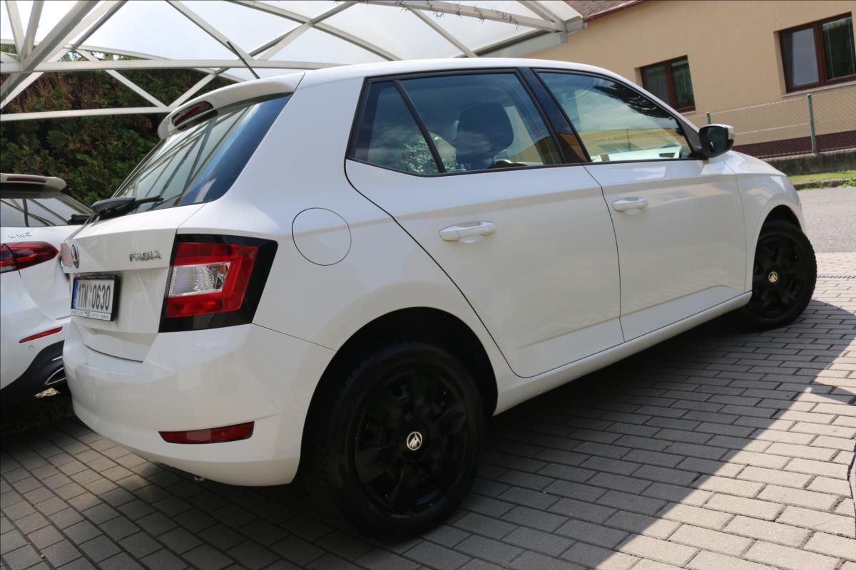 Škoda Fabia, 1,0 ČR, 1. Majitel - fotka 6