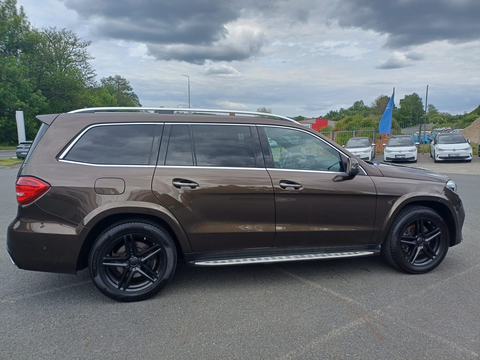 Mercedes-Benz GLS, 350d 4MATIC AMG HARMAN PANORAM - fotka 2
