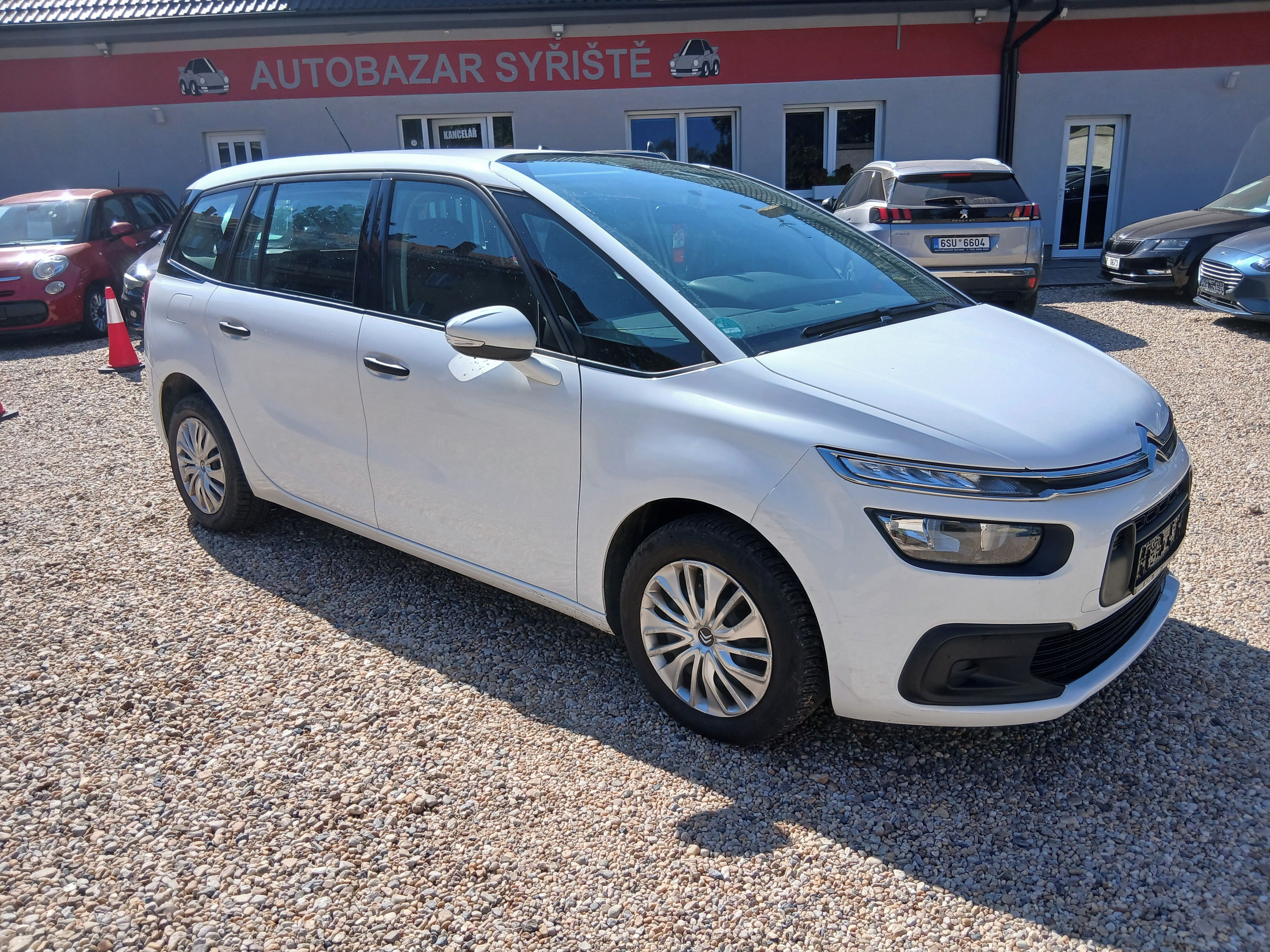 Citroën Grand C4 Picasso, 1.2i 96KW 7Míst, 1xMaj.S.Kniha - fotka 3