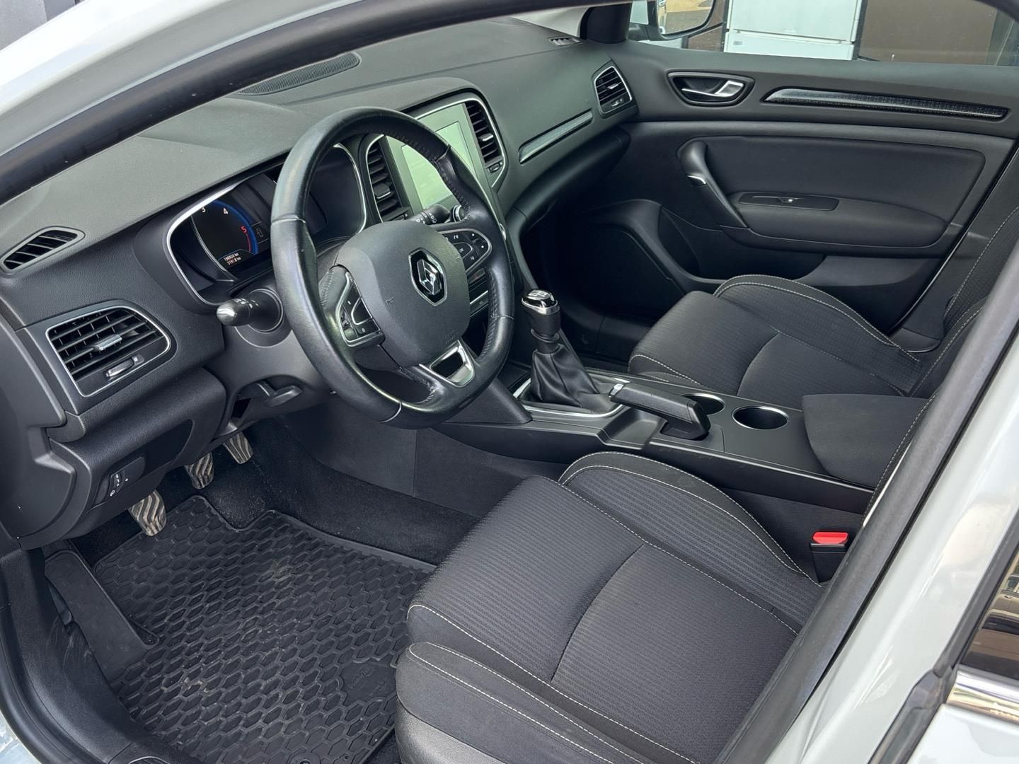 Renault Mégane, 1.5 dCi / 81 kW - fotka 6