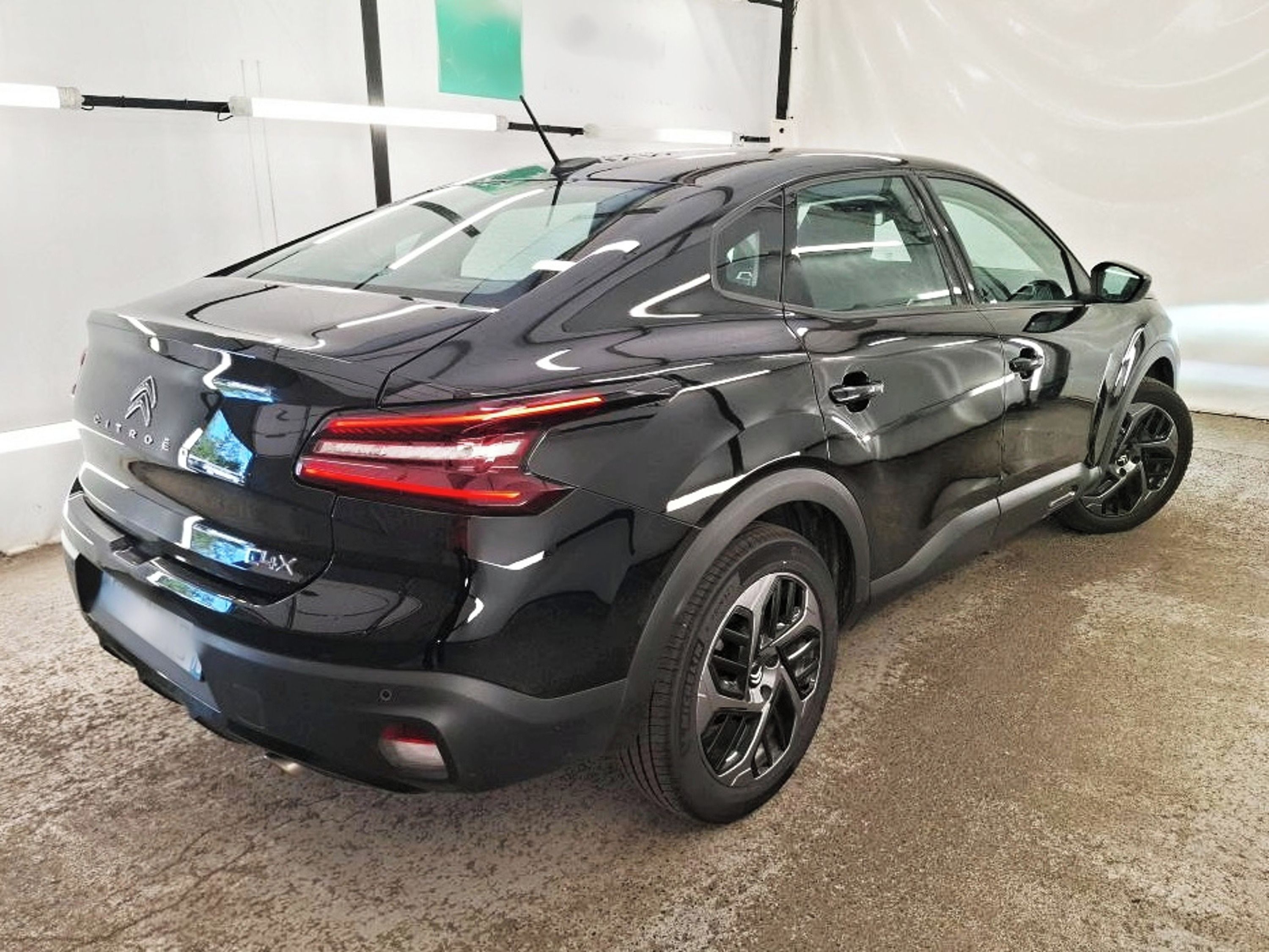 Citroën C4 X, 1.2 PT (96 kW), 79 tis. km,LED - fotka 4