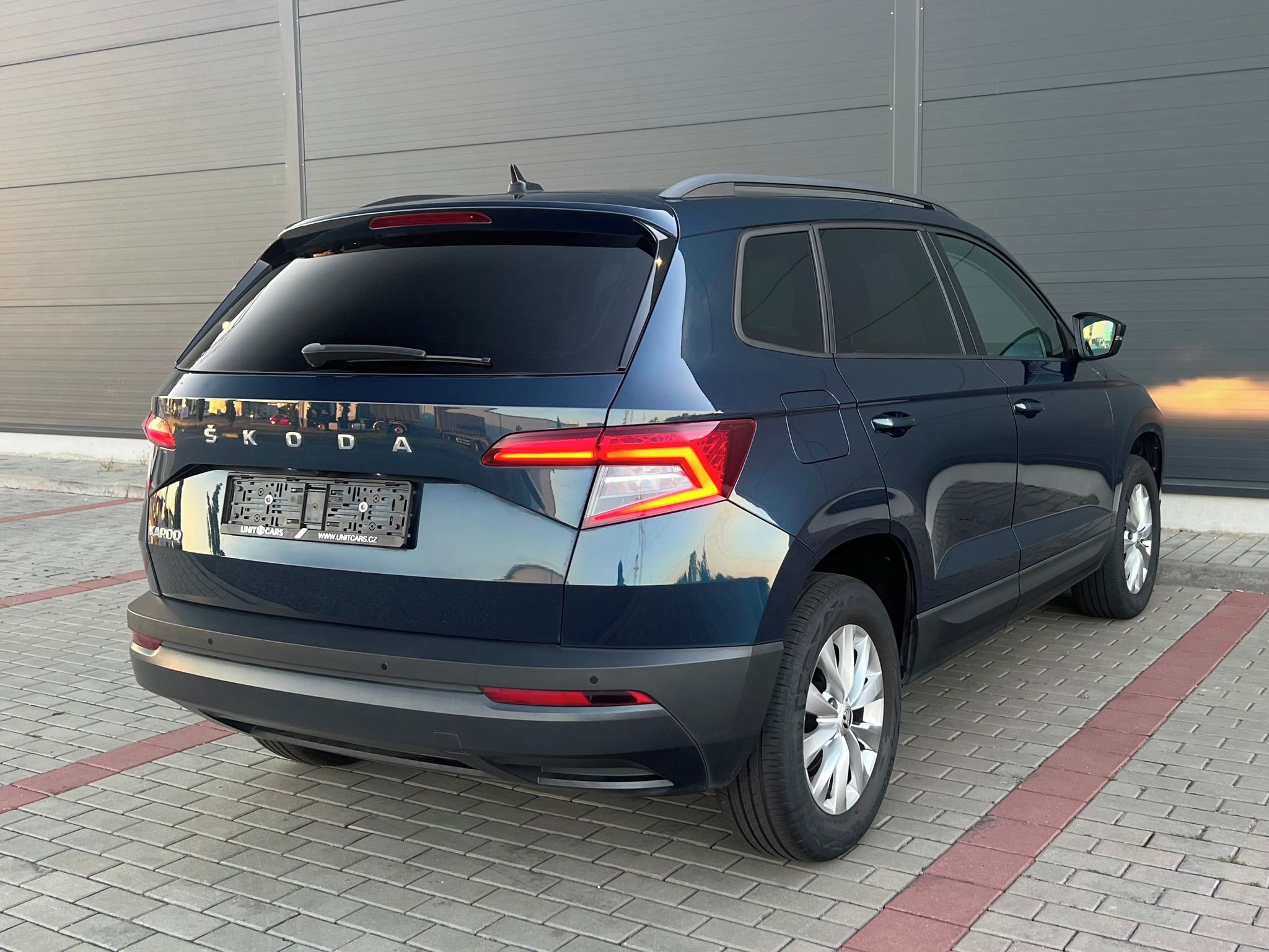Škoda Karoq, 2.0 TDI-STYLE-P.KAMERA - fotka 4
