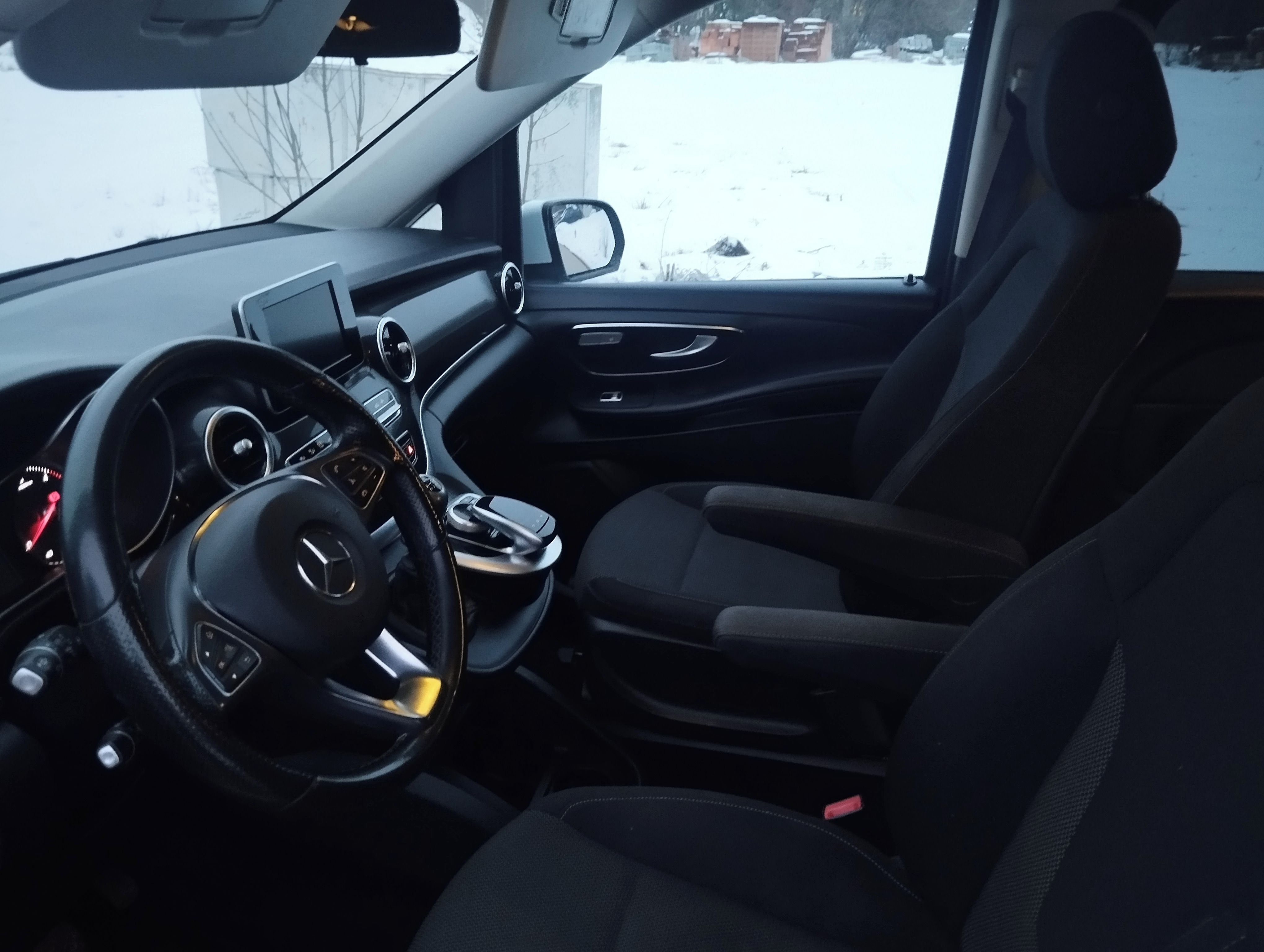 Mercedes-Benz Třídy V, Mercedes Benz V 220 CDI - fotka 6