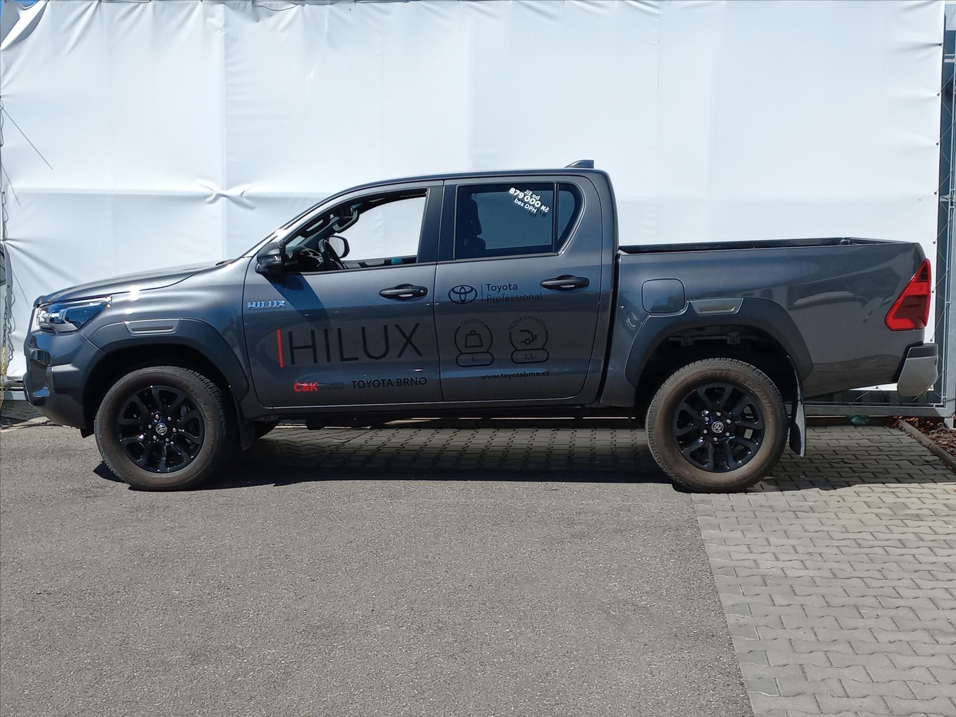 Toyota Hilux, 2,8 Diesel 4x4 204k  Double Ca - fotka 2