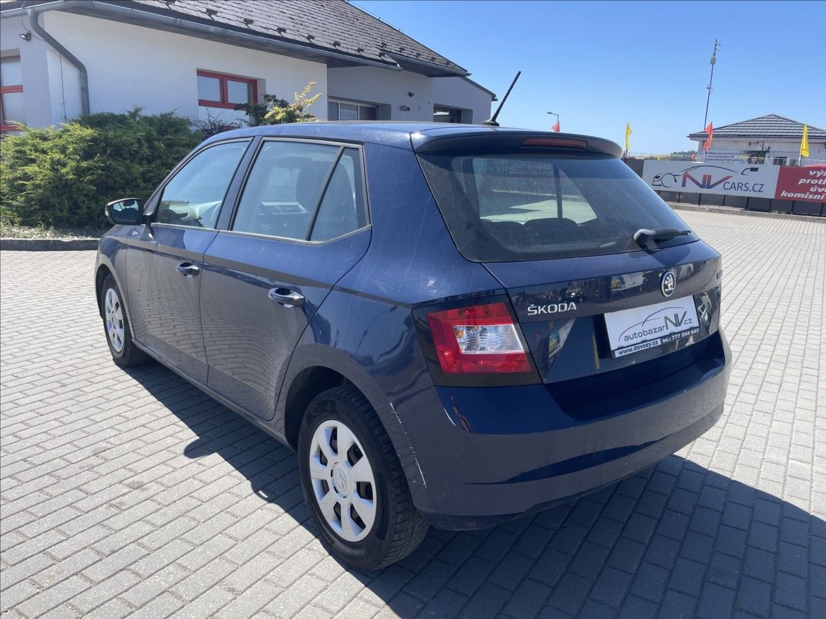 Škoda Fabia, 1,0 MPi 44kw Klima Euro6, bez - fotka 3