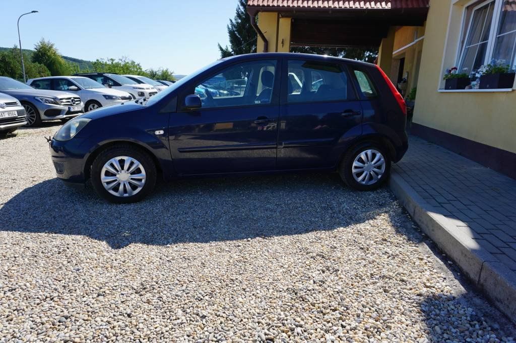 Ford Fiesta, 1,3 NOVÉ V ČR - fotka 4