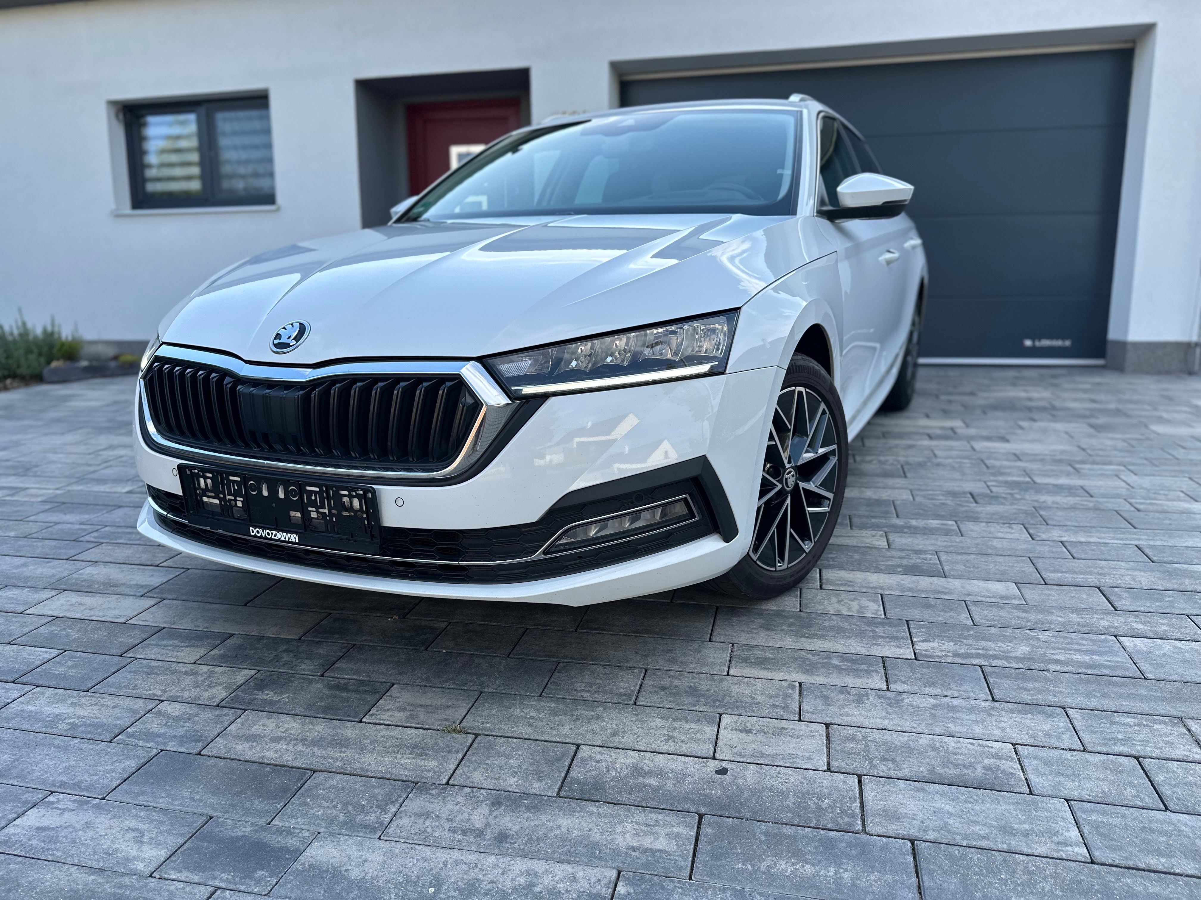 Škoda Octavia, FullLED Virtual Head-up - fotka 2
