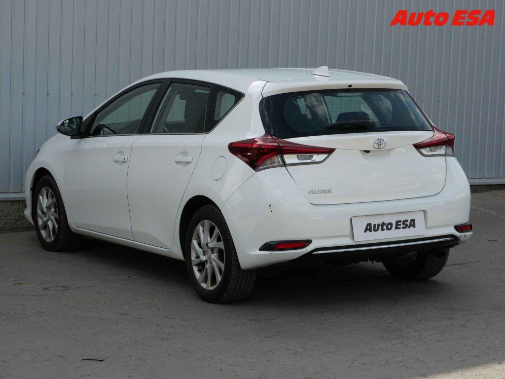 Toyota Auris, 1.6i Valvematic,ČR - fotka 6