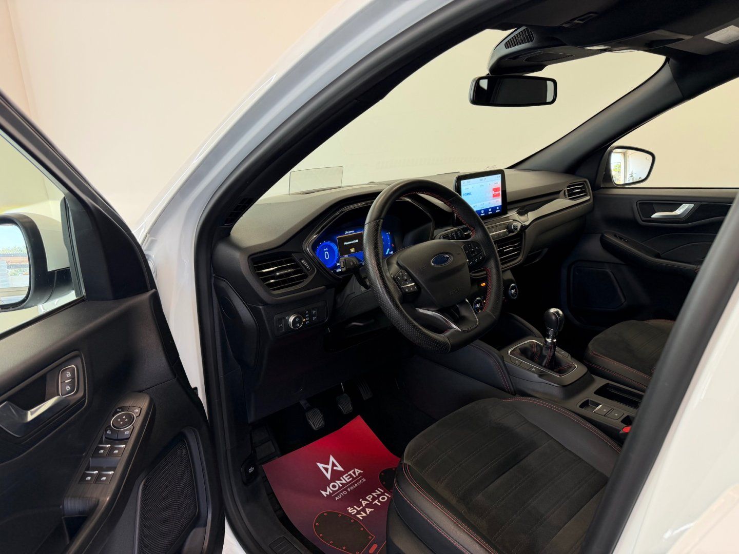 Ford Kuga, 1.5  EcoBoost 110kW ST-Line - fotka 6