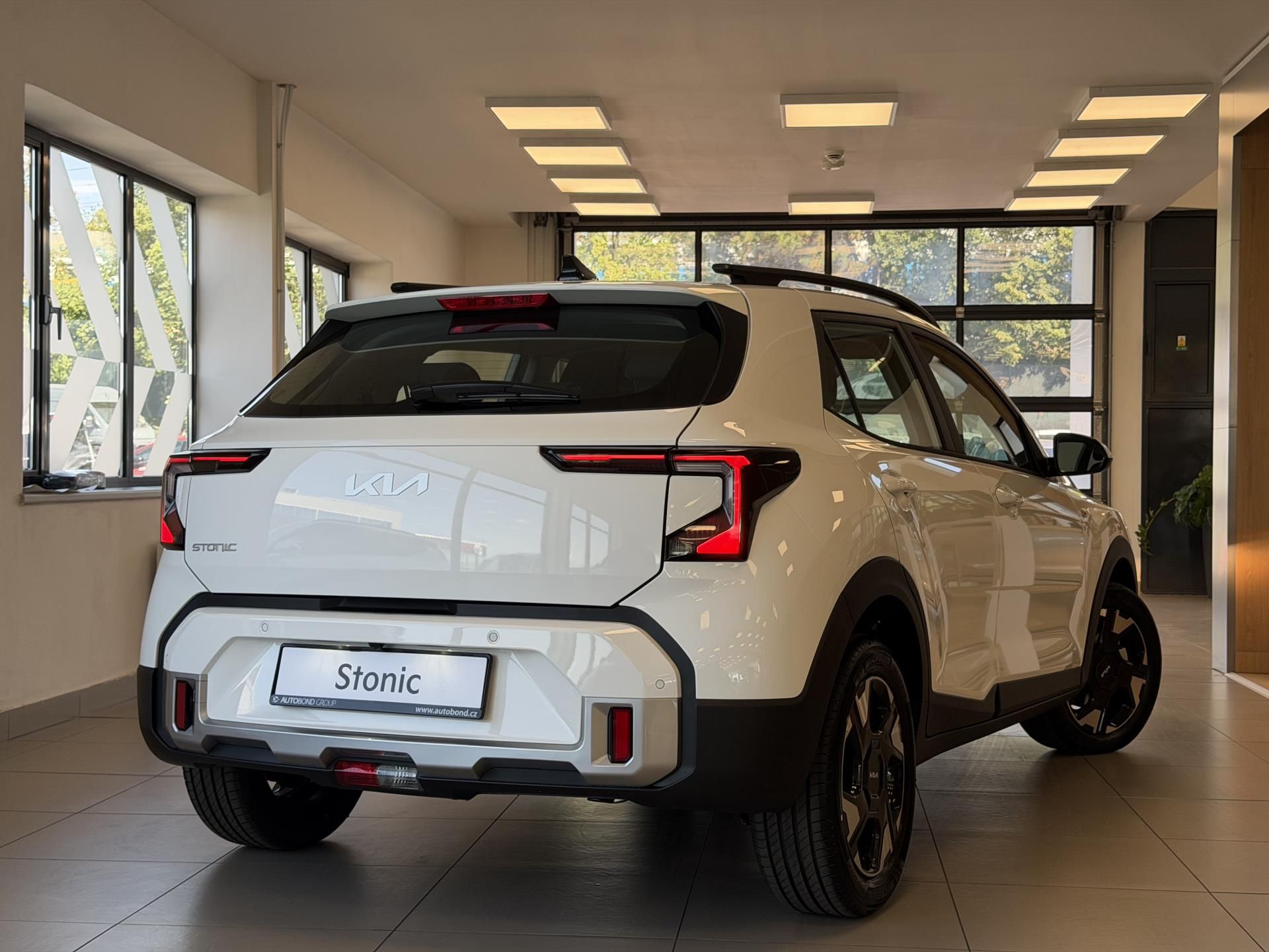 Kia Stonic, 1,0 T-GDi GPF 7DCT SPIN - fotka 2