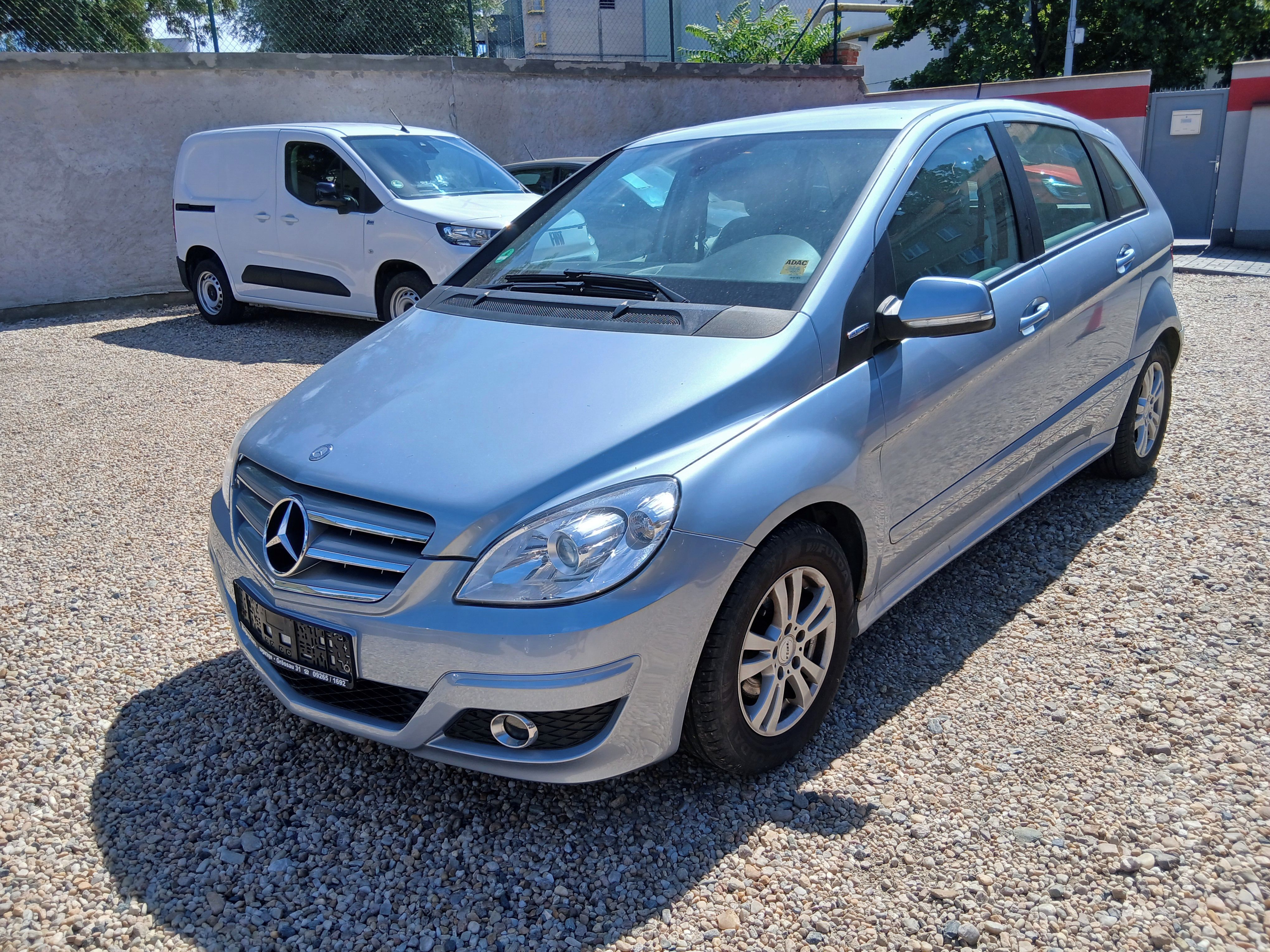 Mercedes-Benz Třídy B, B180i 85KW +Zimní kola