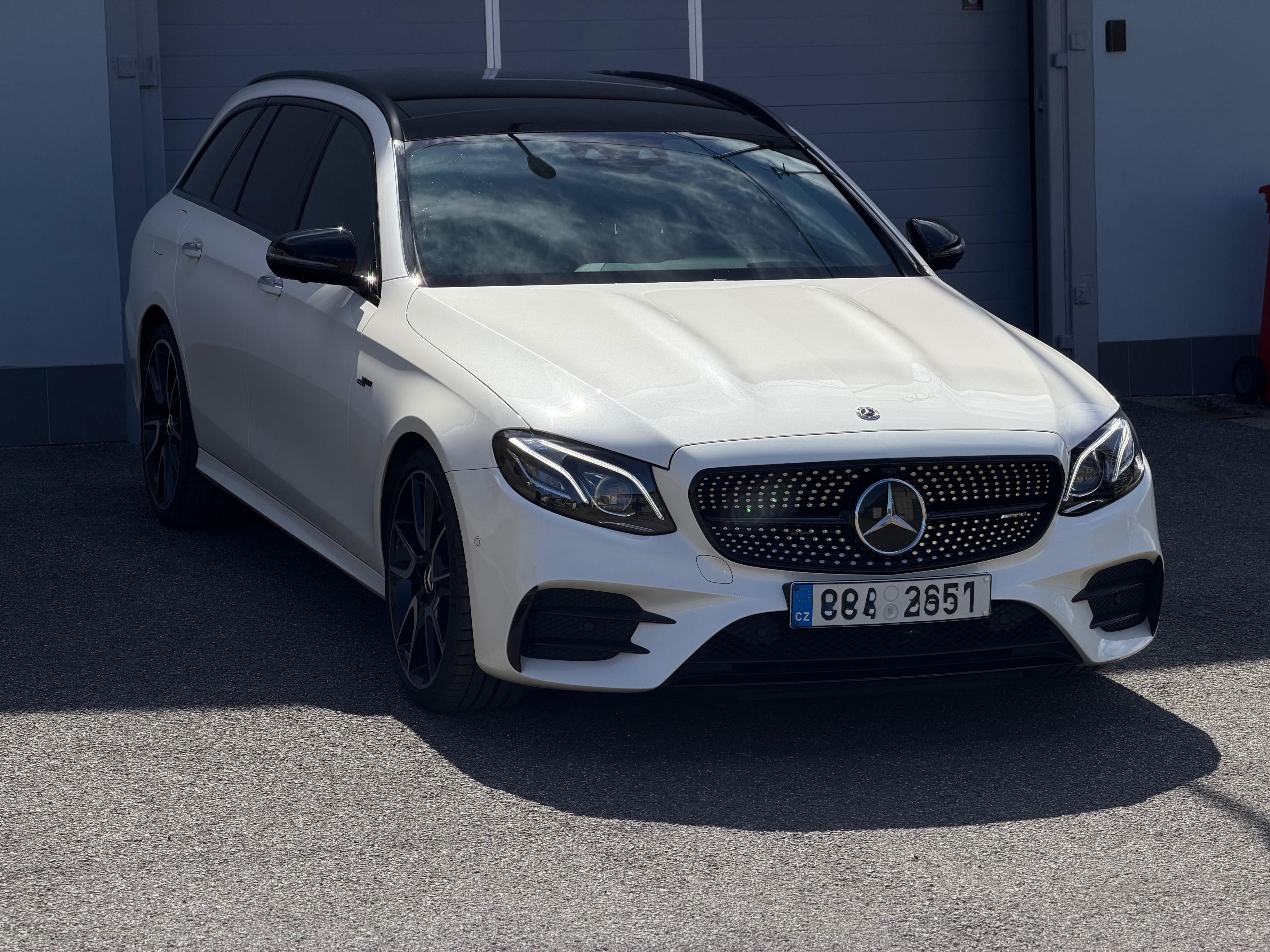 Mercedes-Benz Třídy E - fotka 4