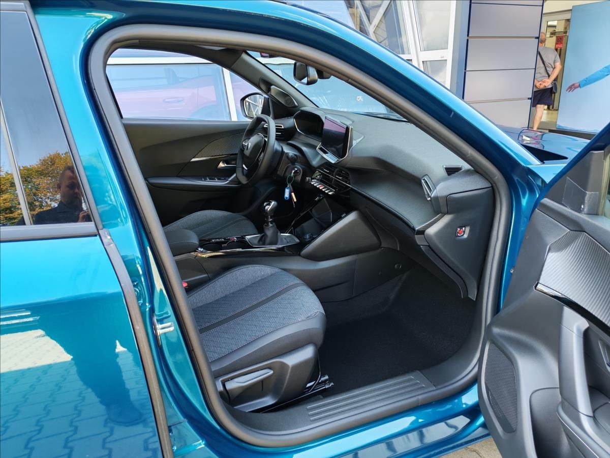 Peugeot 2008, 1,2 2008 ALLURE Turbo 100 MAN6 - fotka 5