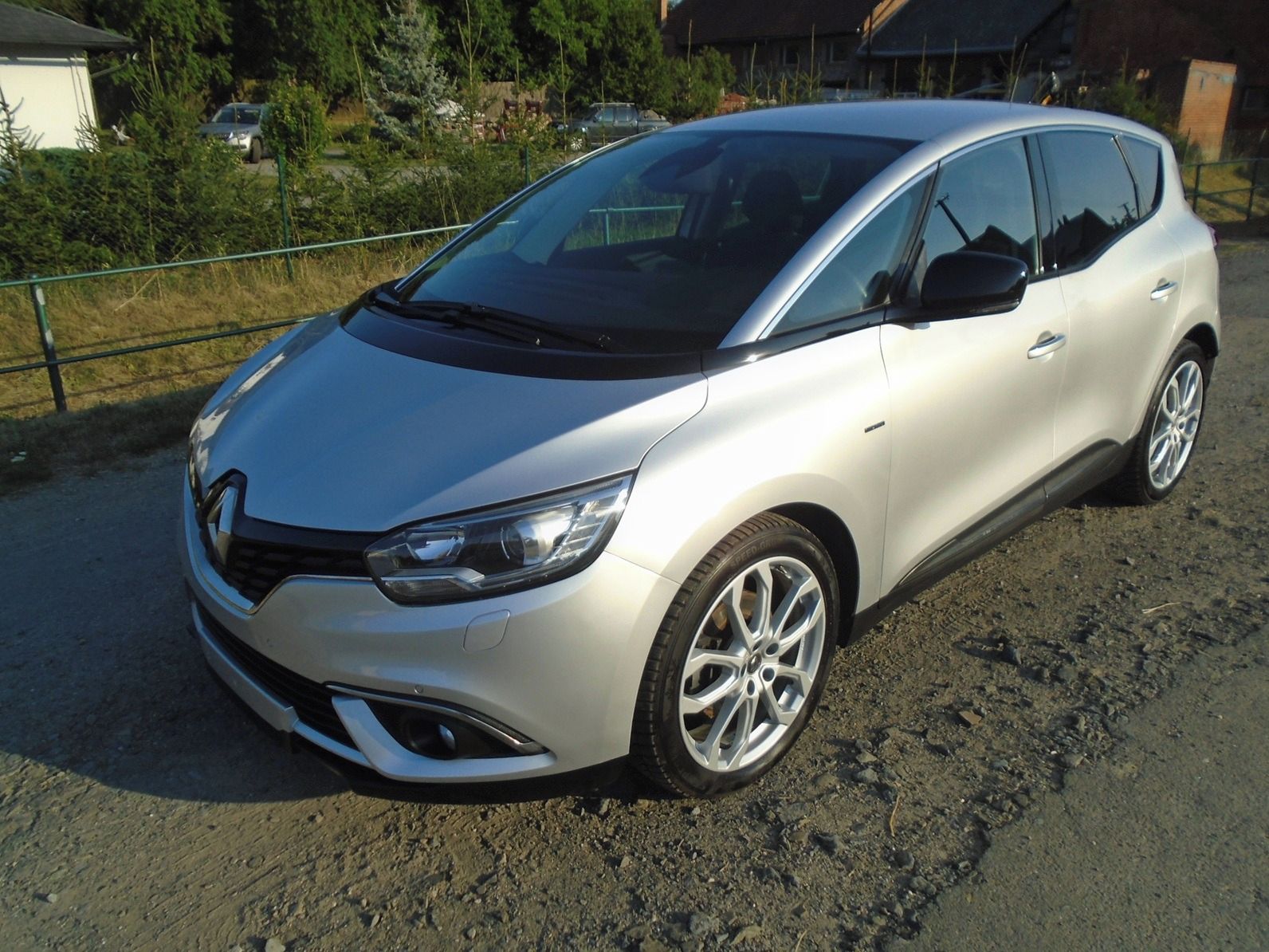 Renault Scénic, 1.3i,AUTOM.PREV,98500km,103KW - fotka 2
