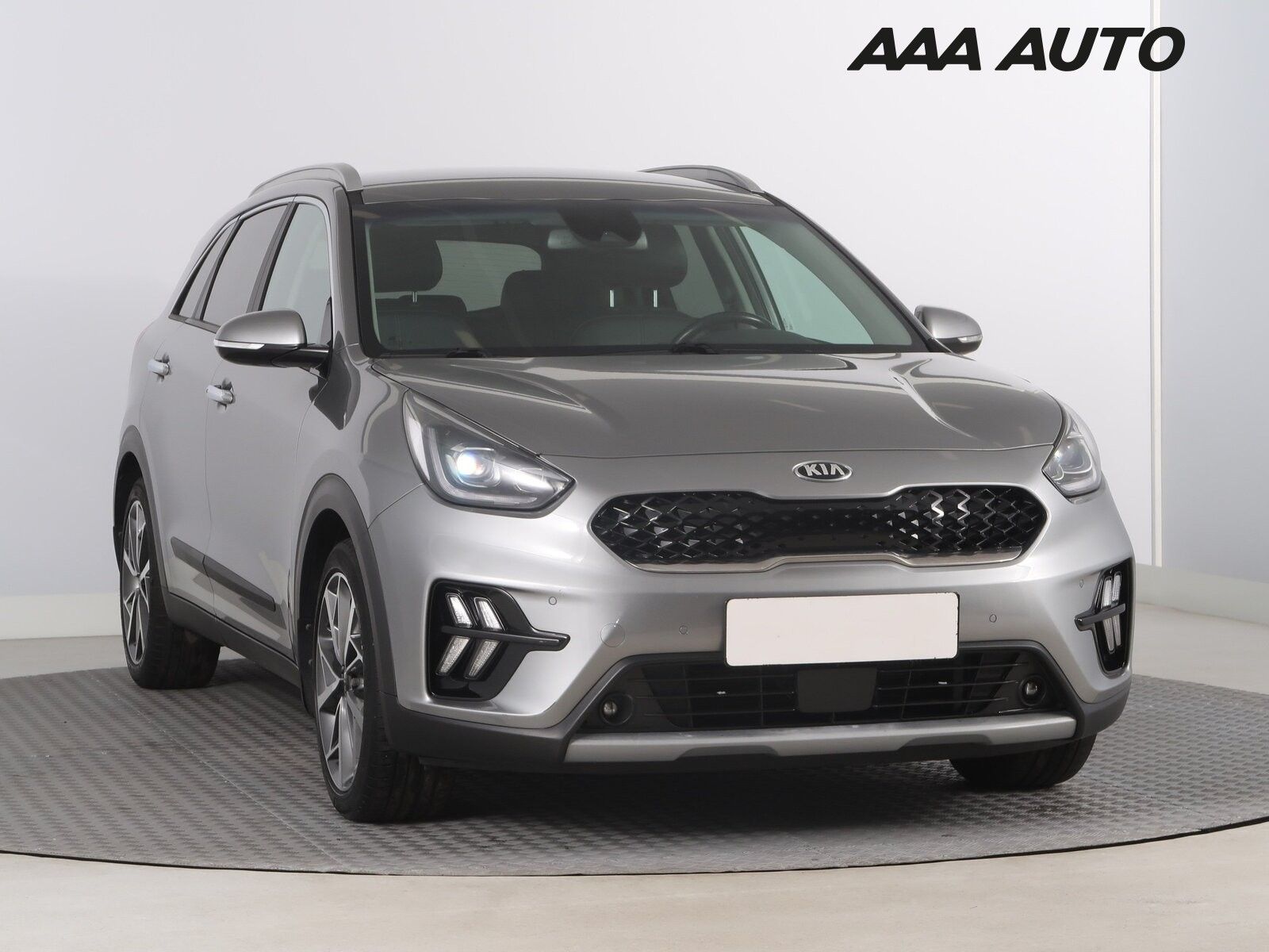 Kia Niro, Hybrid, Automat, ČR,1.maj