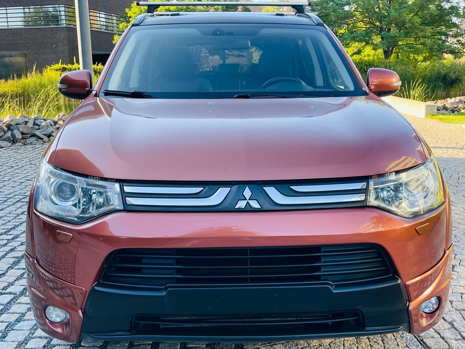 Mitsubishi Outlander, 2.2D 4x4 7MÍST KAMERA SERVISKA - fotka 6