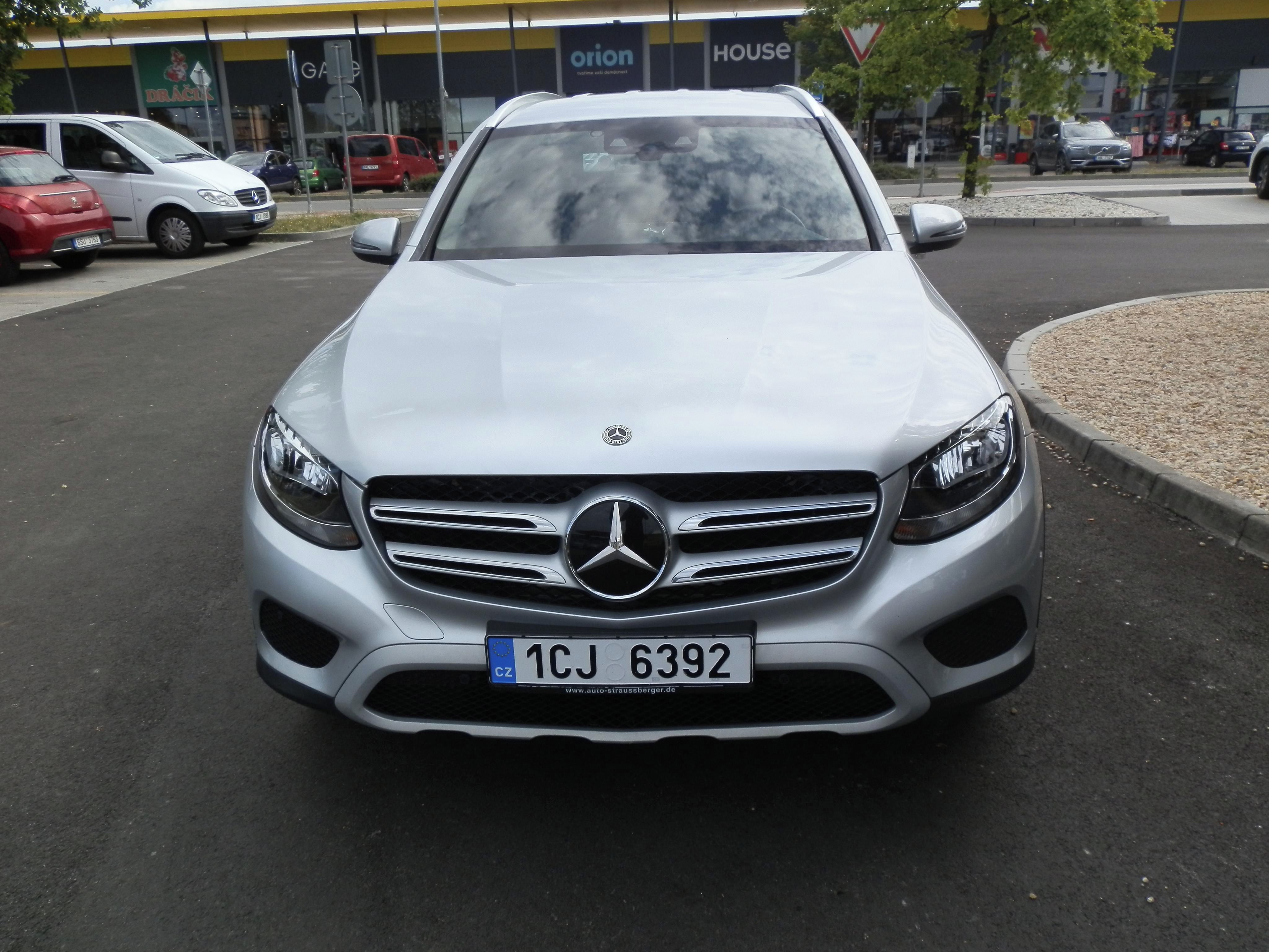 Mercedes-Benz GLC, 220D 4MATIC - fotka 2
