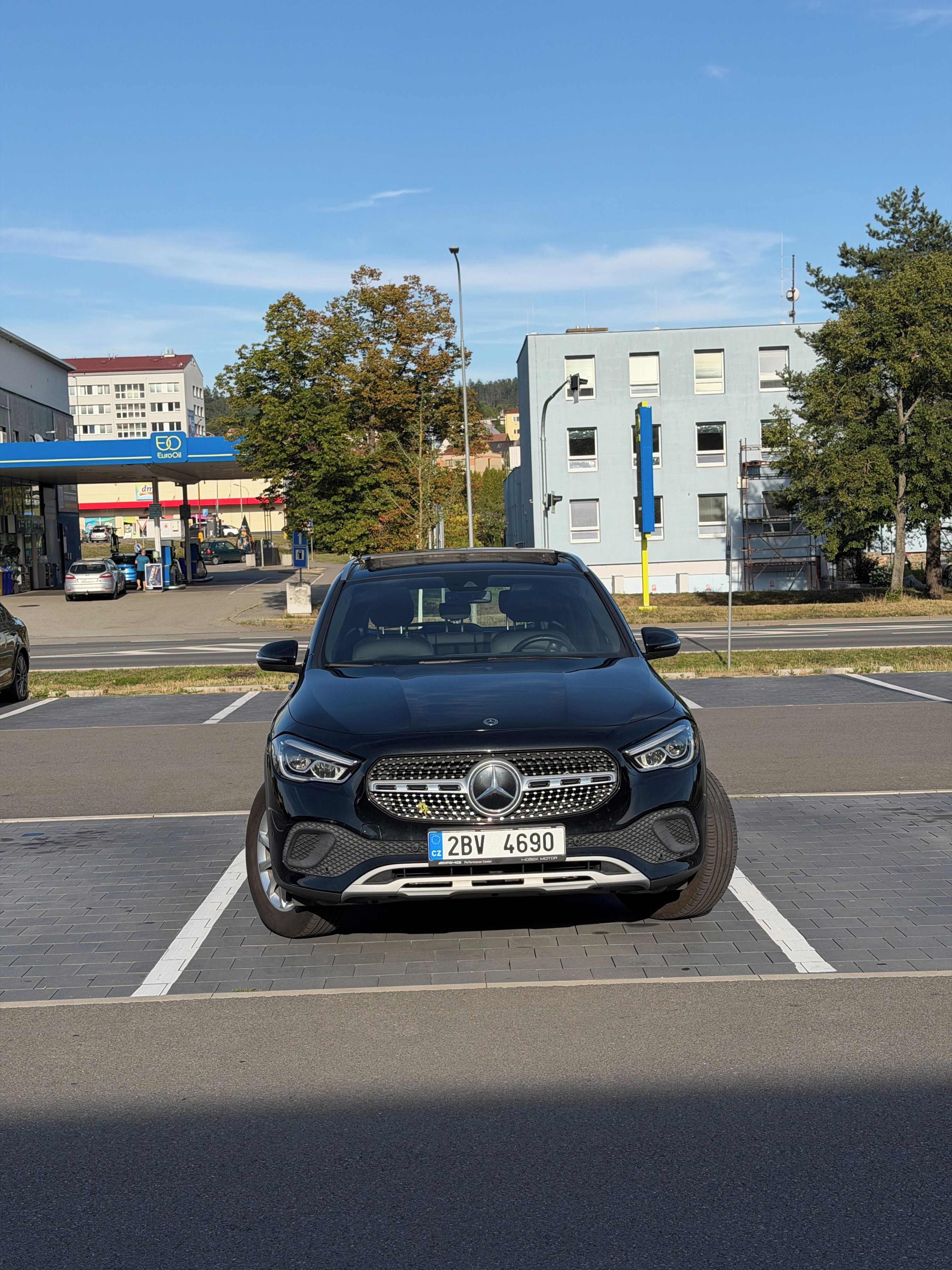Mercedes-Benz GLA, Line Style