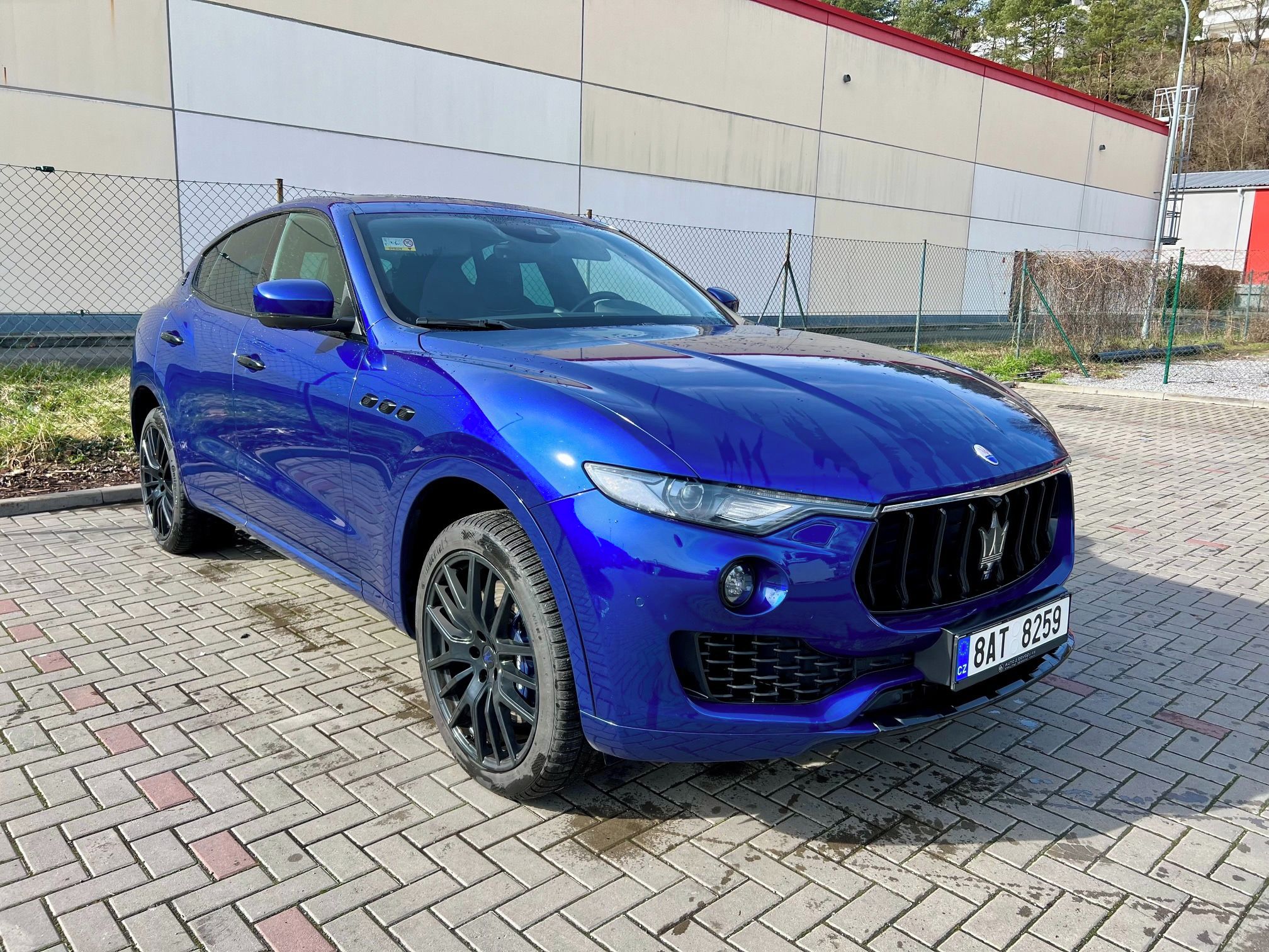 Maserati Levante, 3.0 SQ4 - fotka 4