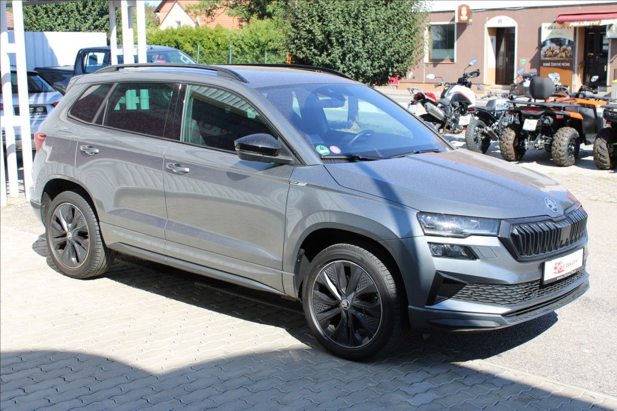 Škoda Karoq, 1,5 TSi DSG Sportline 1.majite - fotka 2