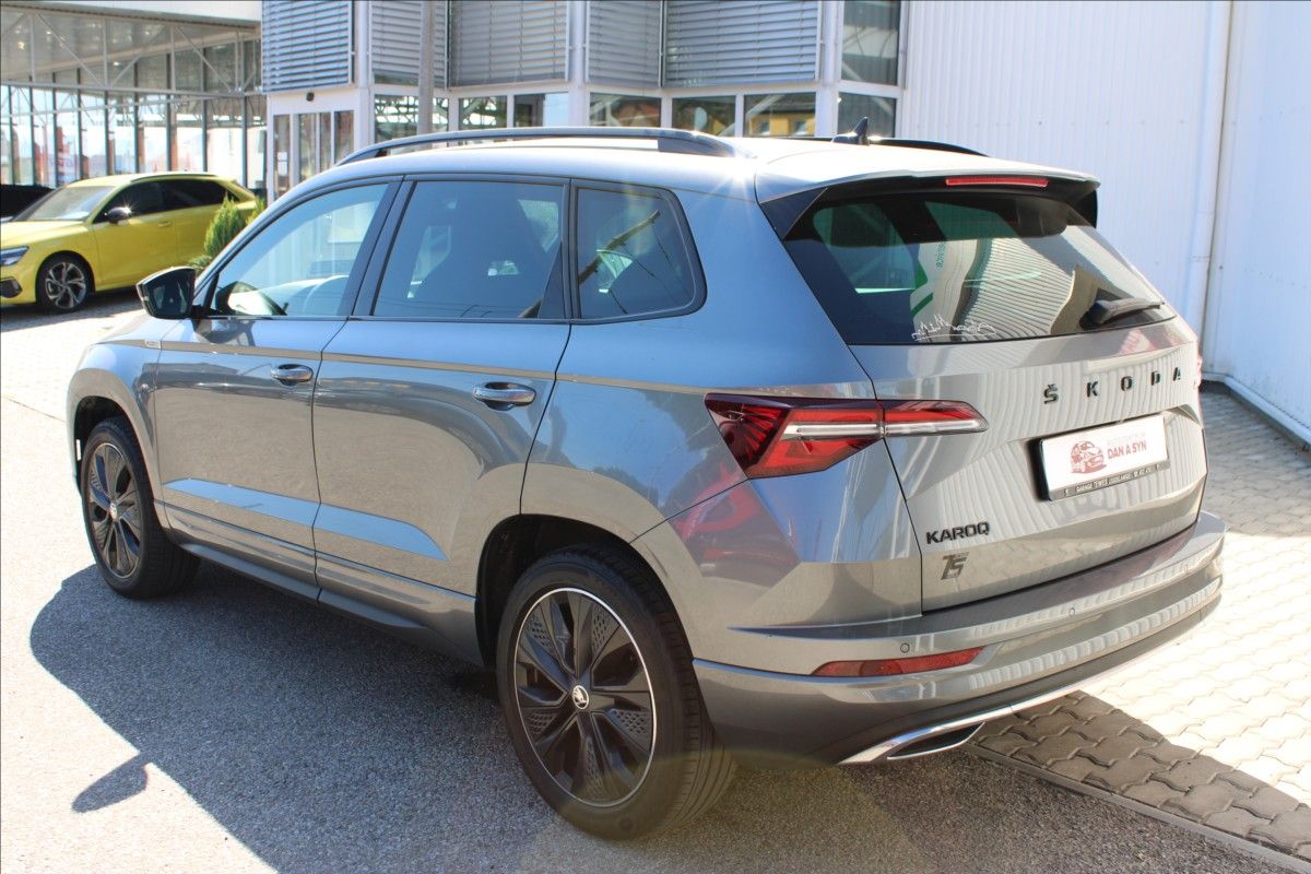 Škoda Karoq, 1,5 TSi DSG Sportline 1.majite - fotka 4