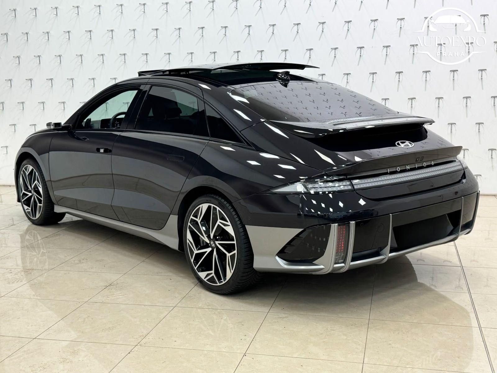Hyundai Ioniq 6, 77,4kWh 4WD Uniq*360°CAM - fotka 6