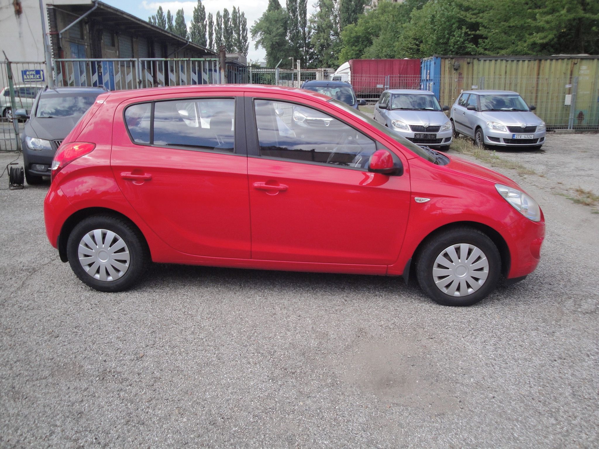 Hyundai i20, 1.25i,57kw,klima,TOP-STAV - fotka 3