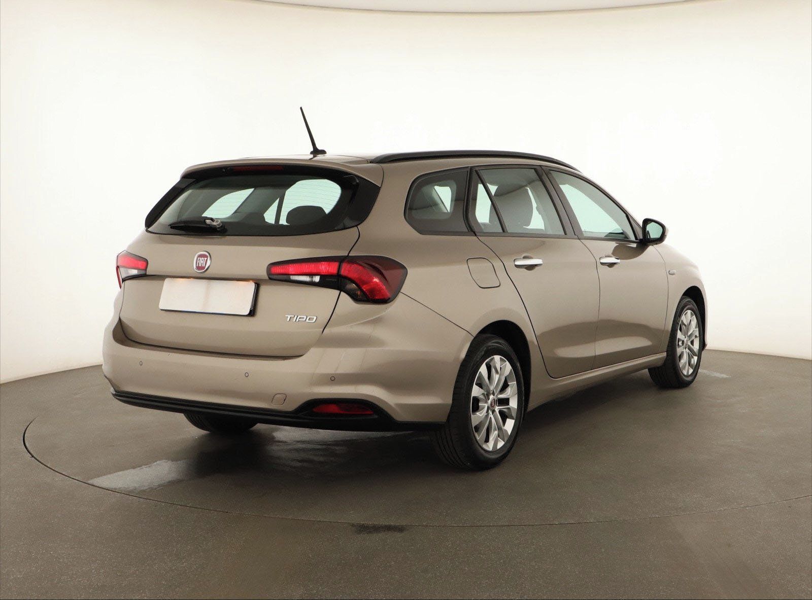 Fiat Tipo, 1.6 16V, Automat, ČR,1.maj - fotka 5