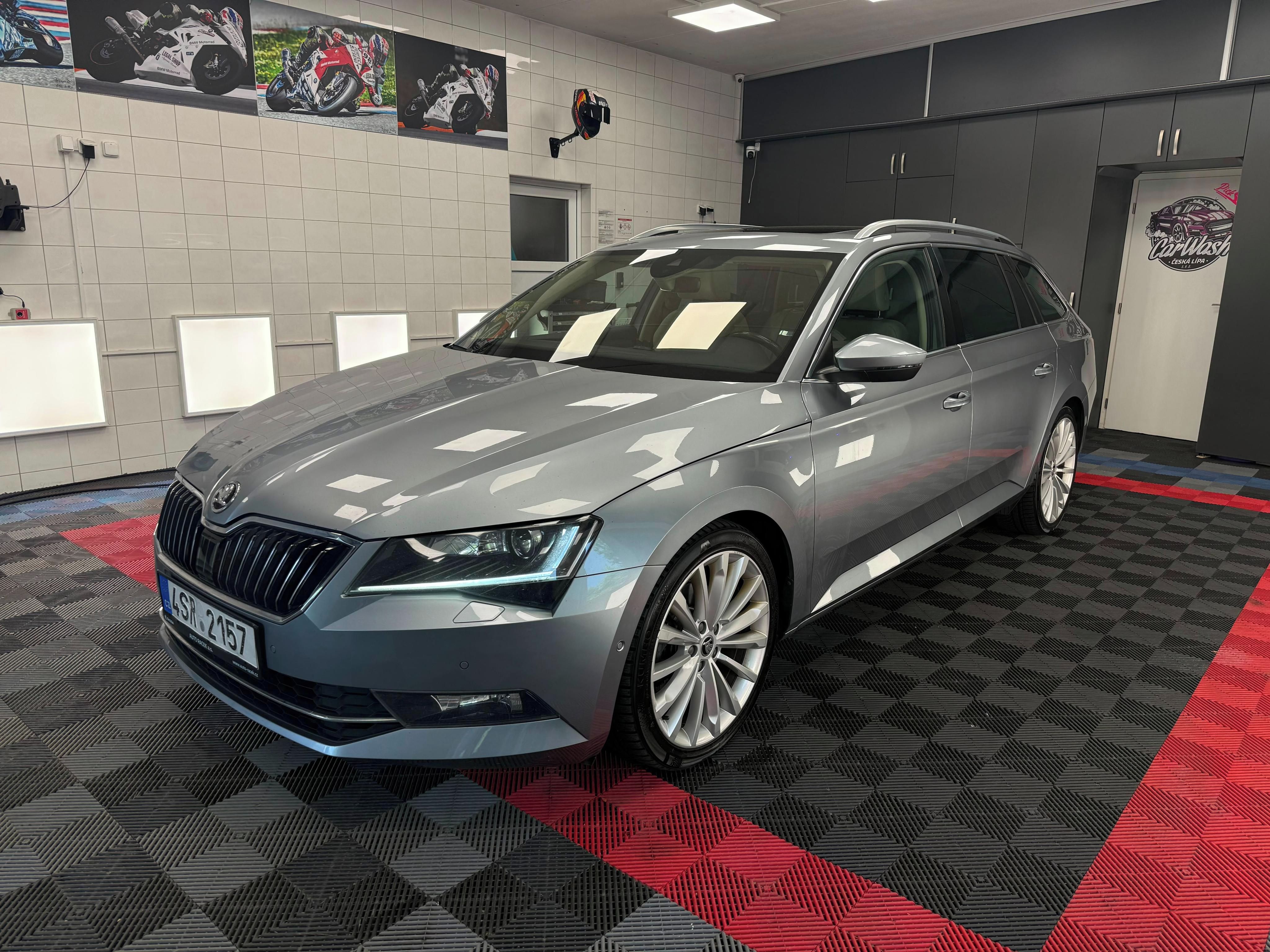 Škoda Superb, 2.0 TDI 140KW 4X4 - fotka 4