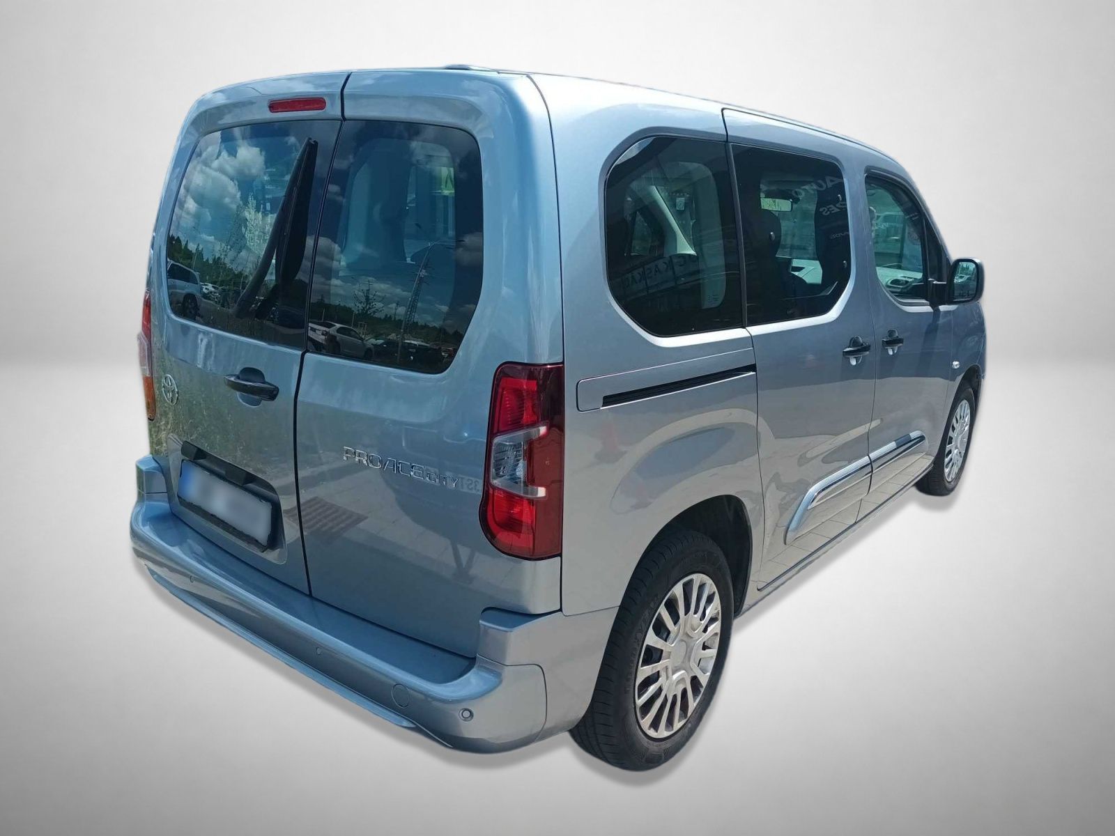 Toyota Proace City Verso, 1.5 D-4D, Business, 5Míst - fotka 2