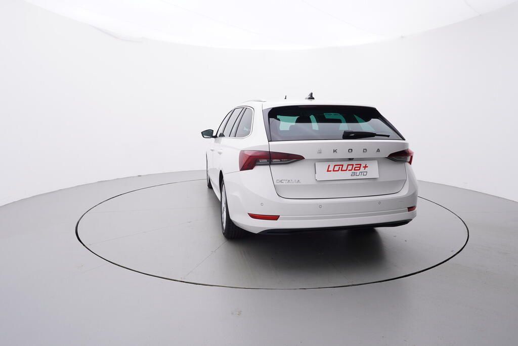 Škoda Octavia, Style 2.0 TDI 85 kW - fotka 4