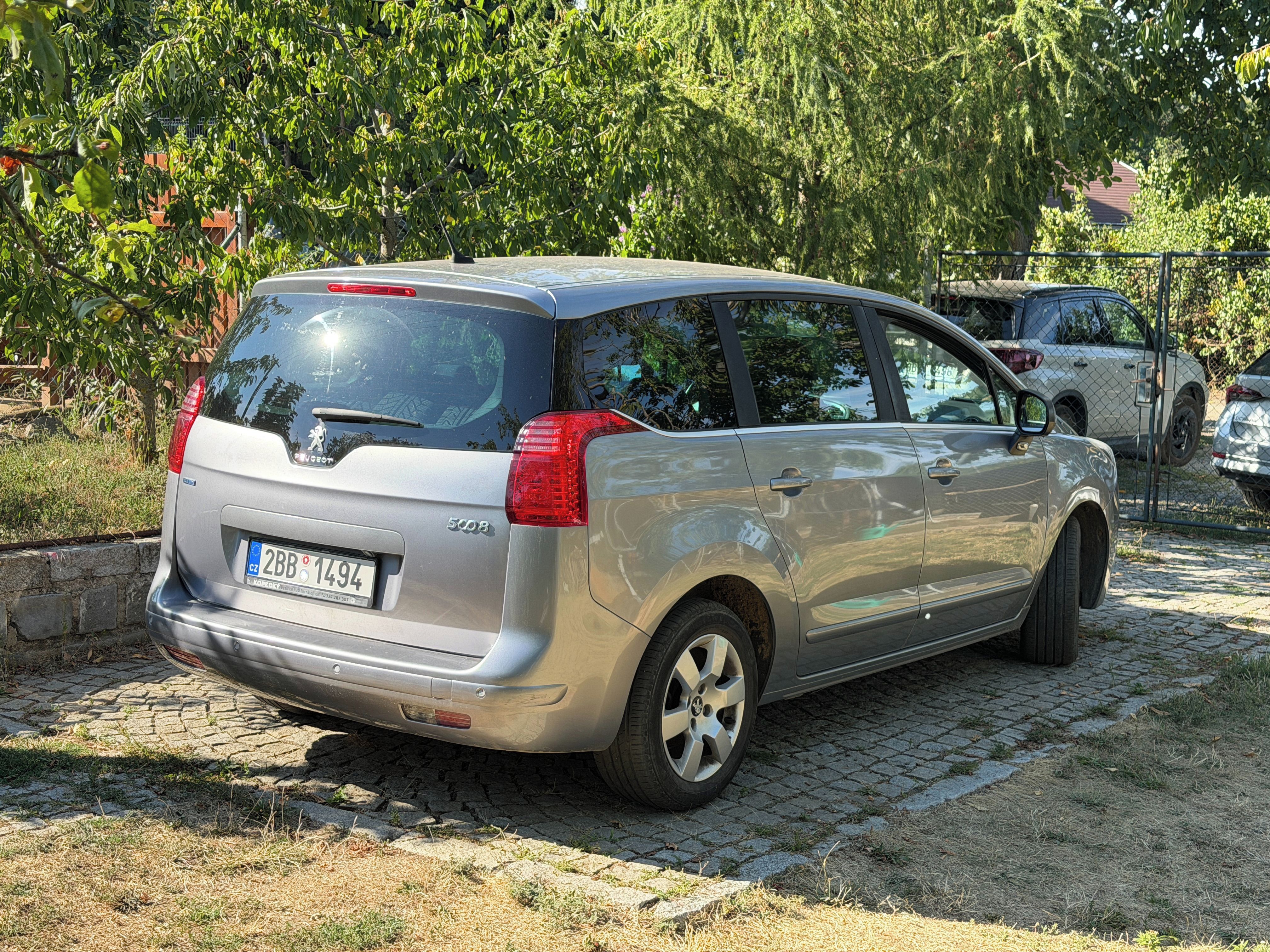 Peugeot 5008, Peugeot 5008 1.6 BlueHDi 88 kW - fotka 4